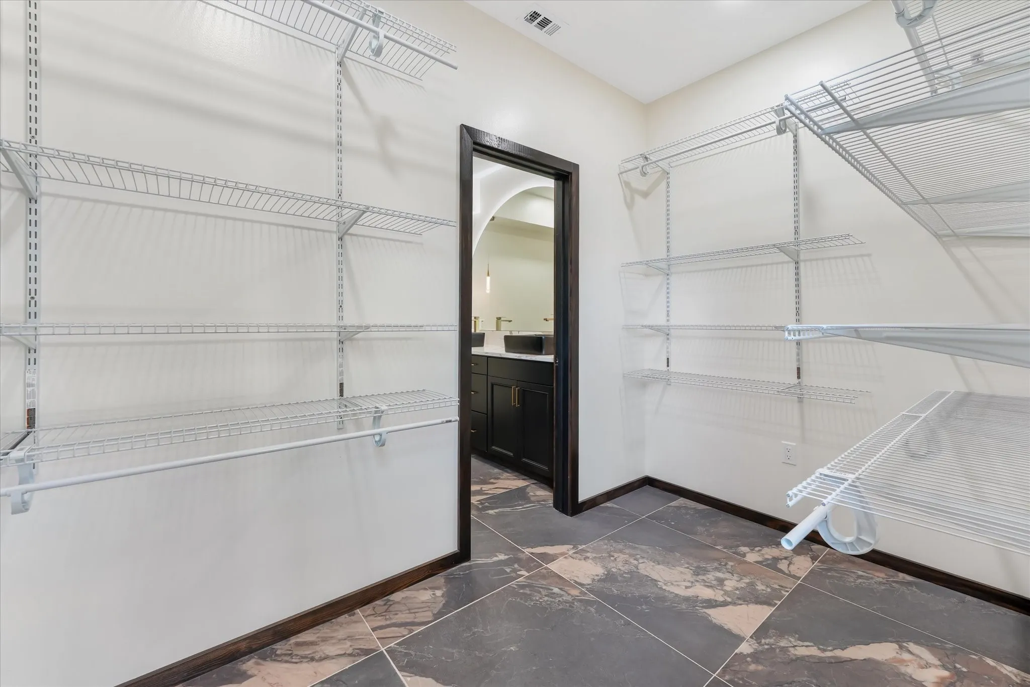 Single Family Residence For Sale in Dallas County , 6027 Verde Way, Dallas, Texas 75211, 4 Bedroom, 3 Bathroom, Garage spaces, 2,400 Sqft, built in 2026, mls#21330874, Real Estate Agent in Dallas, Homes For Sale in Dallas county, Homes For Sale in Dallas, Realtor in Dallas Texas, Real Estate Brokerage Independent Realty Texas, Luminita Cordes Realtor