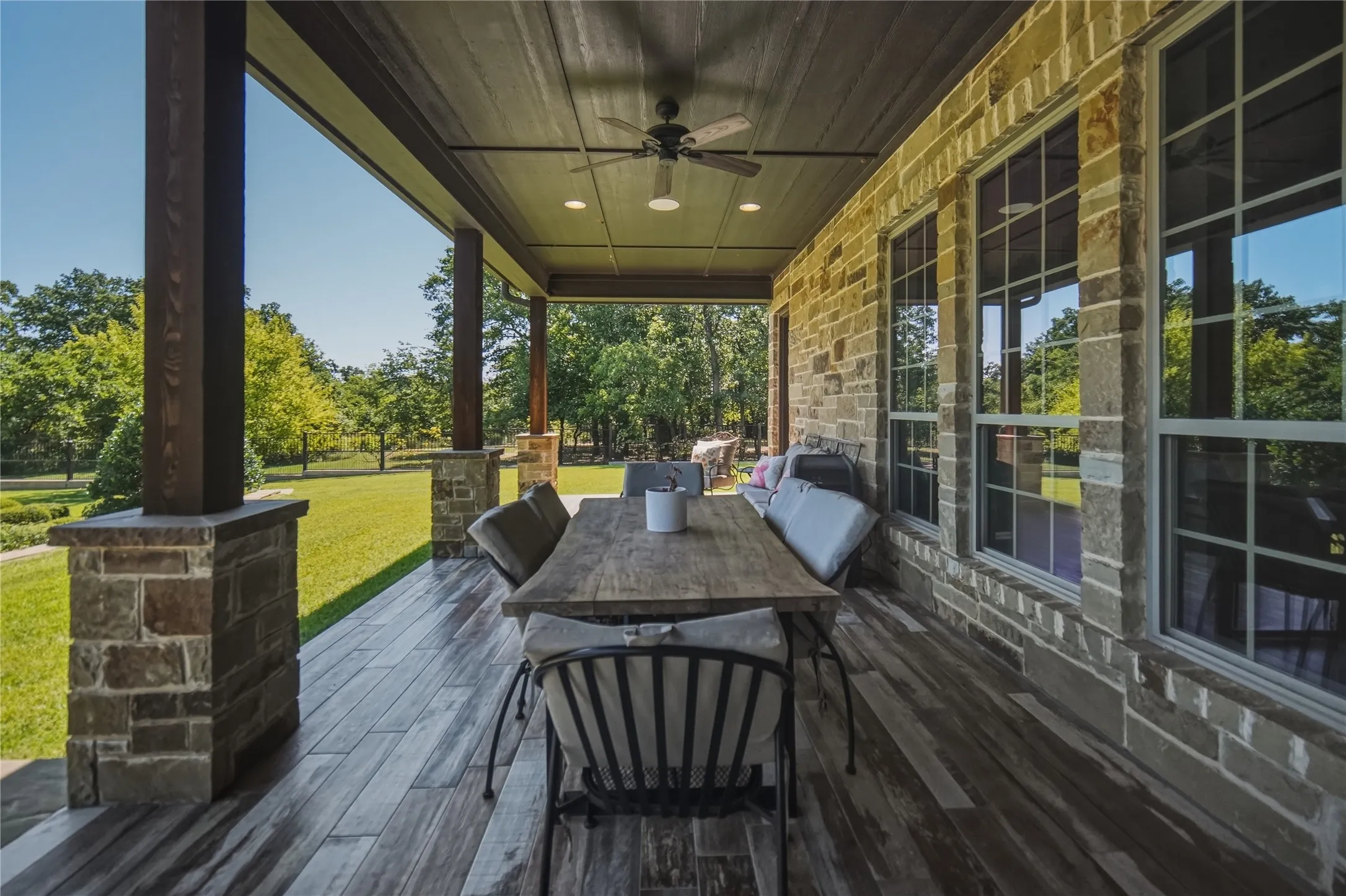 Single Family Residence For Sale in Jack County , 470 Granite Way, Jacksboro, Texas 76458, 5 Bedroom, 5 Bathroom, 3 Garage spaces, 5,155 Sqft, built in 2016, mls#21329130, Real Estate Agent in Jacksboro, Homes For Sale in Jack county, Homes For Sale in Jacksboro, Realtor in Jacksboro Texas, Real Estate Brokerage Independent Realty Texas, Luminita Cordes Realtor