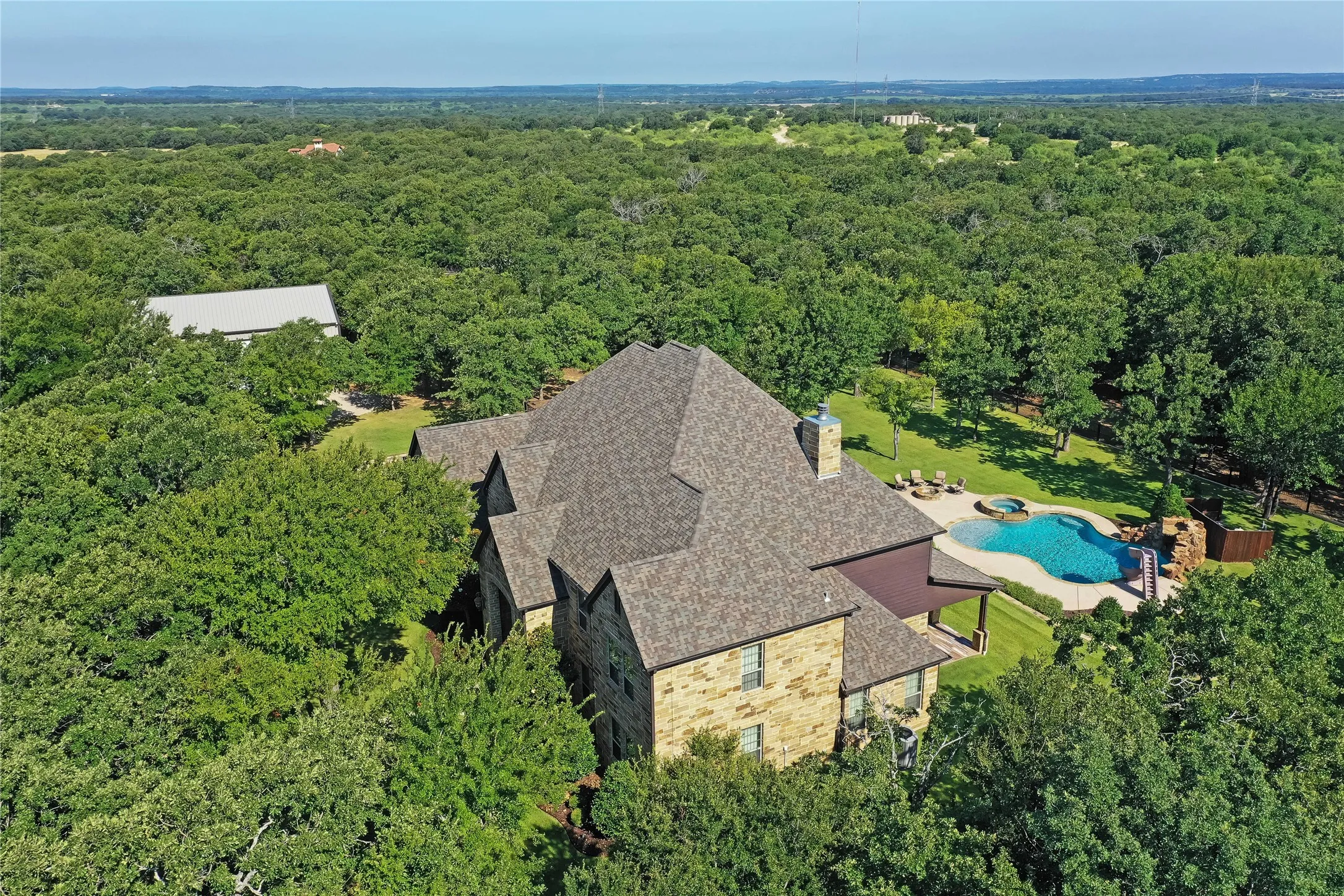 Single Family Residence For Sale in Jack County , 470 Granite Way, Jacksboro, Texas 76458, 5 Bedroom, 5 Bathroom, 3 Garage spaces, 5,155 Sqft, built in 2016, mls#21329130, Real Estate Agent in Jacksboro, Homes For Sale in Jack county, Homes For Sale in Jacksboro, Realtor in Jacksboro Texas, Real Estate Brokerage Independent Realty Texas, Luminita Cordes Realtor