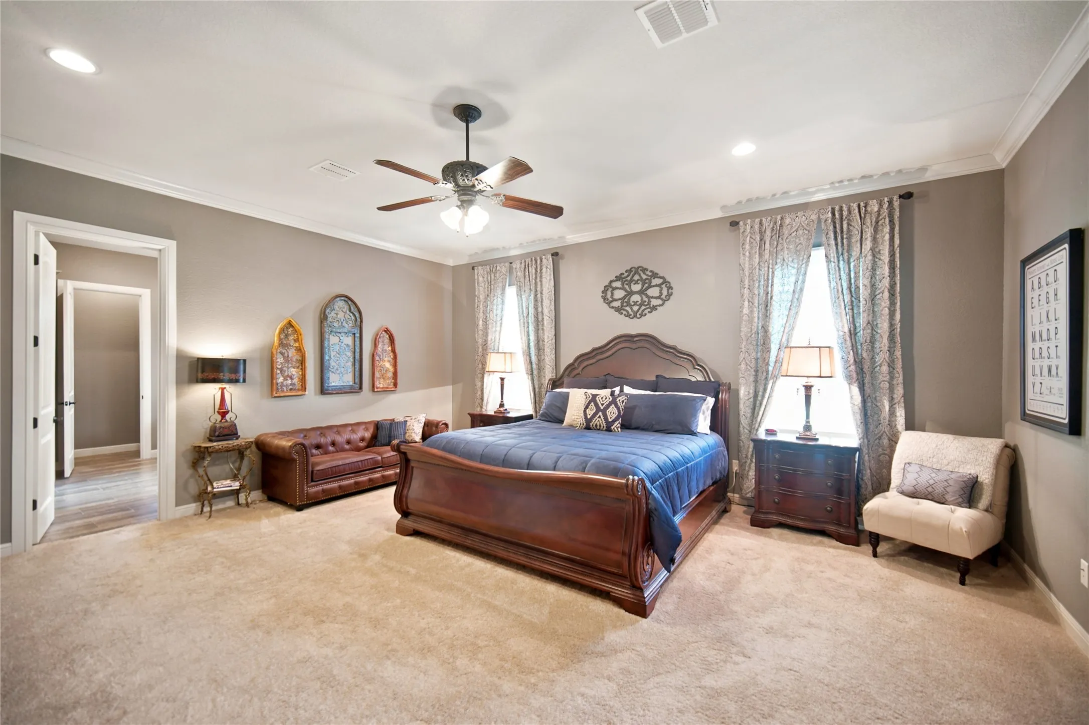 Single Family Residence For Sale in Jack County , 470 Granite Way, Jacksboro, Texas 76458, 5 Bedroom, 5 Bathroom, 3 Garage spaces, 5,155 Sqft, built in 2016, mls#21329130, Real Estate Agent in Jacksboro, Homes For Sale in Jack county, Homes For Sale in Jacksboro, Realtor in Jacksboro Texas, Real Estate Brokerage Independent Realty Texas, Luminita Cordes Realtor