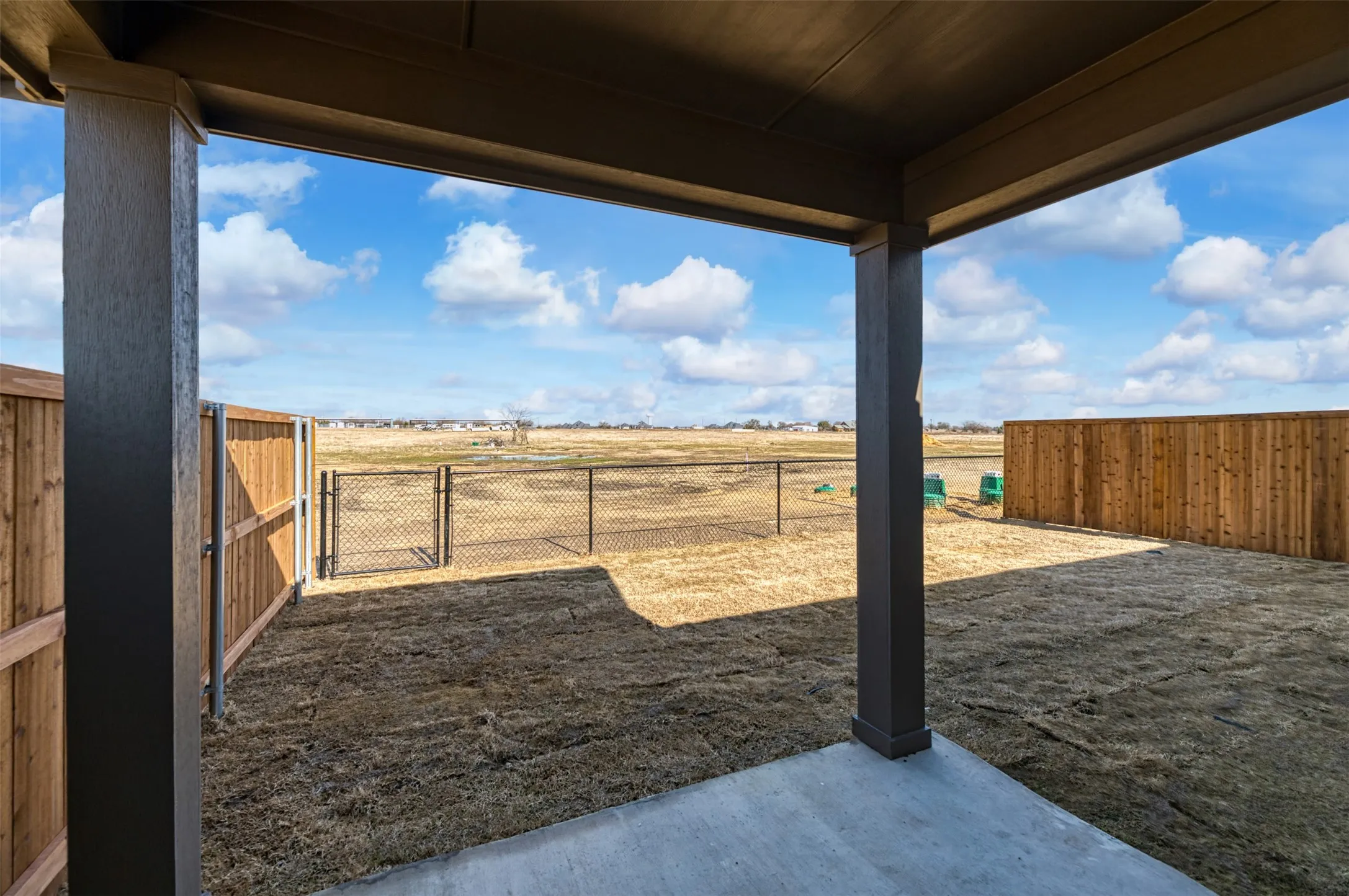 Triplex For Rent in Ellis County , 4062 Le Croy Court, Midlothian, Texas 76065, 3 Bedroom, 3 Bathroom, 2 Garage spaces, 1,838 Sqft, built in 2025, mls#21330891, Real Estate Agent in Midlothian, Homes For Rent in Ellis county, Homes For Rent in Midlothian, Realtor in Midlothian Texas, Real Estate Brokerage Independent Realty Texas, Luminita Cordes Realtor