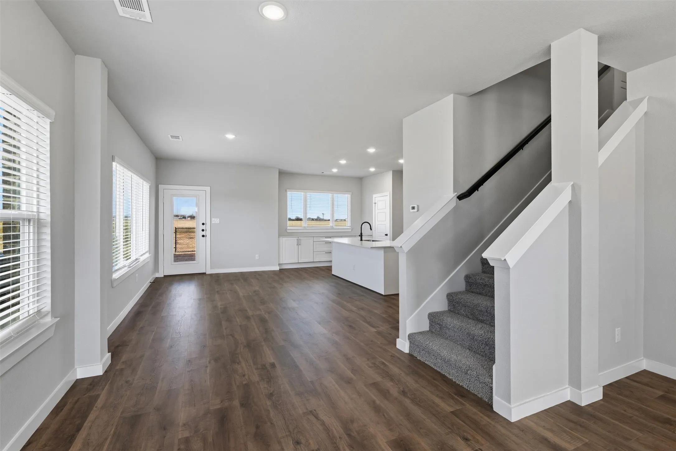 Triplex For Rent in Ellis County , 4062 Le Croy Court, Midlothian, Texas 76065, 3 Bedroom, 3 Bathroom, 2 Garage spaces, 1,838 Sqft, built in 2025, mls#21330891, Real Estate Agent in Midlothian, Homes For Rent in Ellis county, Homes For Rent in Midlothian, Realtor in Midlothian Texas, Real Estate Brokerage Independent Realty Texas, Luminita Cordes Realtor