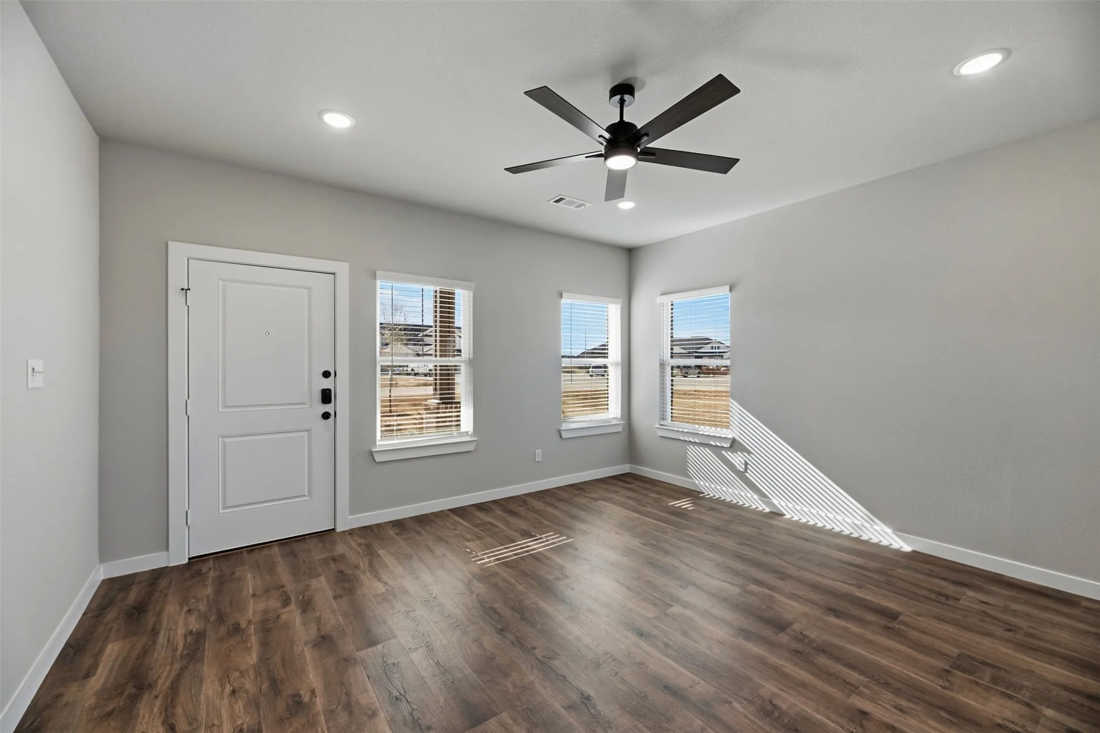 Triplex For Rent in Ellis County , 4062 Le Croy Court, Midlothian, Texas 76065, 3 Bedroom, 3 Bathroom, 2 Garage spaces, 1,838 Sqft, built in 2025, mls#21330891, Real Estate Agent in Midlothian, Homes For Rent in Ellis county, Homes For Rent in Midlothian, Realtor in Midlothian Texas, Real Estate Brokerage Independent Realty Texas, Luminita Cordes Realtor