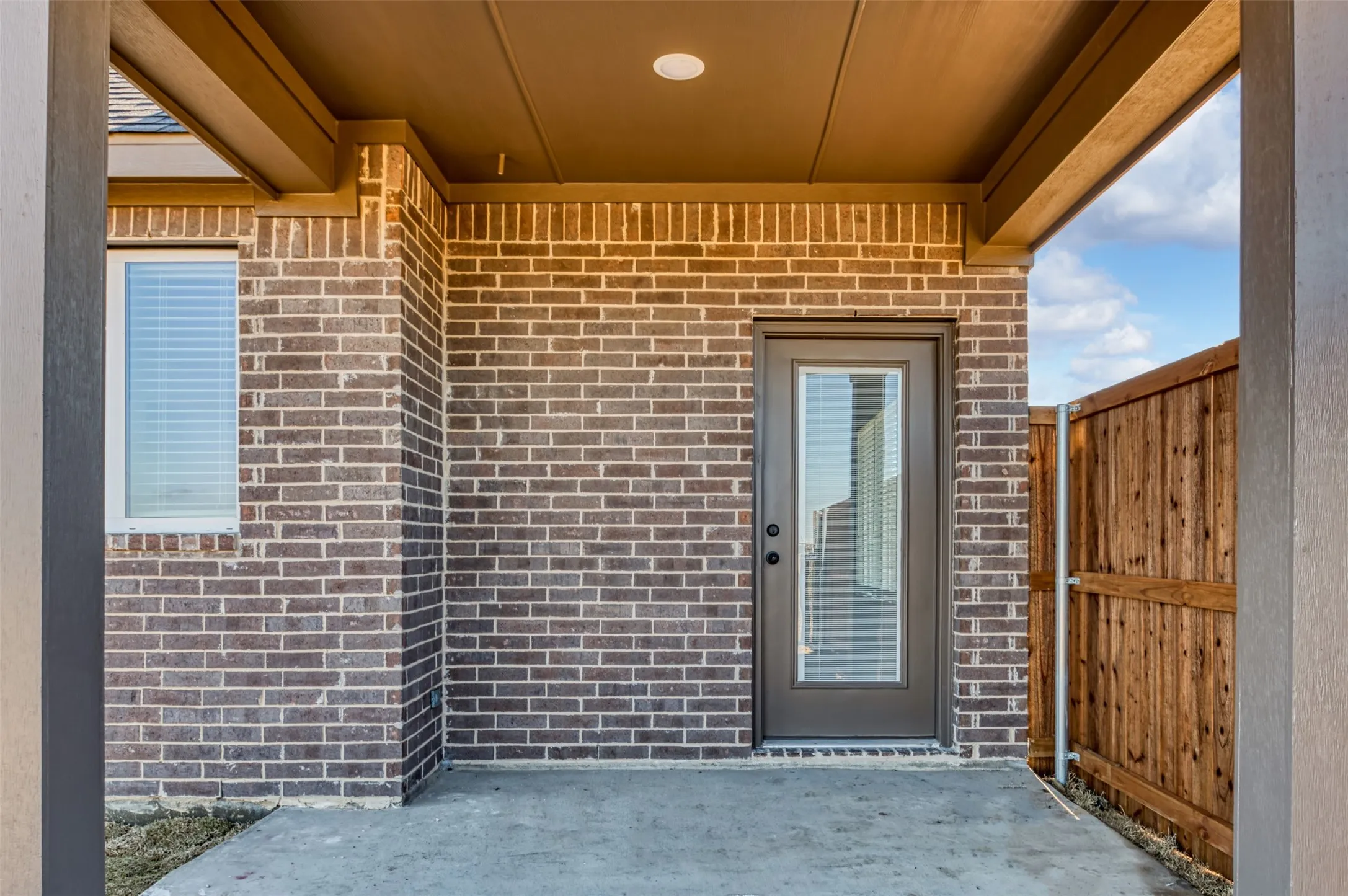 Triplex For Rent in Ellis County , 4062 Le Croy Court, Midlothian, Texas 76065, 3 Bedroom, 3 Bathroom, 2 Garage spaces, 1,838 Sqft, built in 2025, mls#21330891, Real Estate Agent in Midlothian, Homes For Rent in Ellis county, Homes For Rent in Midlothian, Realtor in Midlothian Texas, Real Estate Brokerage Independent Realty Texas, Luminita Cordes Realtor