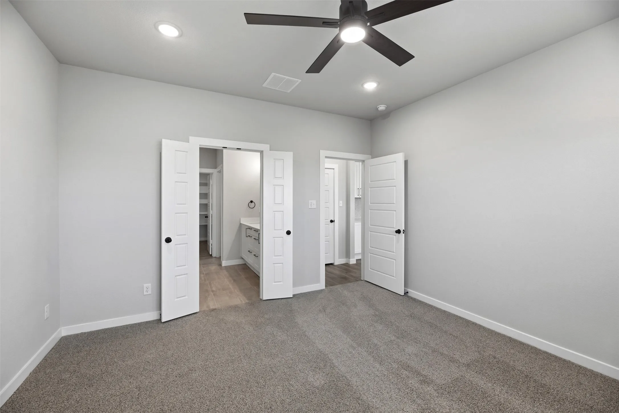 Triplex For Rent in Ellis County , 4062 Le Croy Court, Midlothian, Texas 76065, 3 Bedroom, 3 Bathroom, 2 Garage spaces, 1,838 Sqft, built in 2025, mls#21330891, Real Estate Agent in Midlothian, Homes For Rent in Ellis county, Homes For Rent in Midlothian, Realtor in Midlothian Texas, Real Estate Brokerage Independent Realty Texas, Luminita Cordes Realtor
