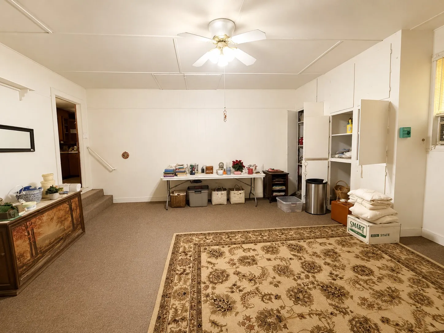 Closed in Garage has attached utility room