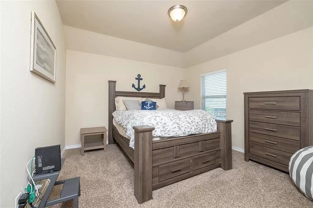 Single Family Residence For Sale in Denton County , 11625 Parade Drive, Frisco, Texas 75036, 4 Bedroom, 3 Bathroom, 2 Garage spaces, 2,929 Sqft, built in 2014, mls#21330911, Real Estate Agent in Frisco, Homes For Sale in Denton county, Homes For Sale in Frisco, Realtor in Frisco Texas, Real Estate Brokerage Independent Realty Texas, Luminita Cordes Realtor