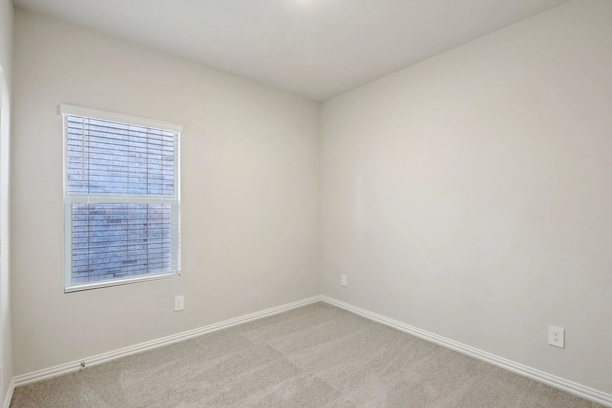Photo is not of the actual home, but is an inspirational photo of builder’s model home and may depict options, furnishings, and/or decorator features that are not included.
