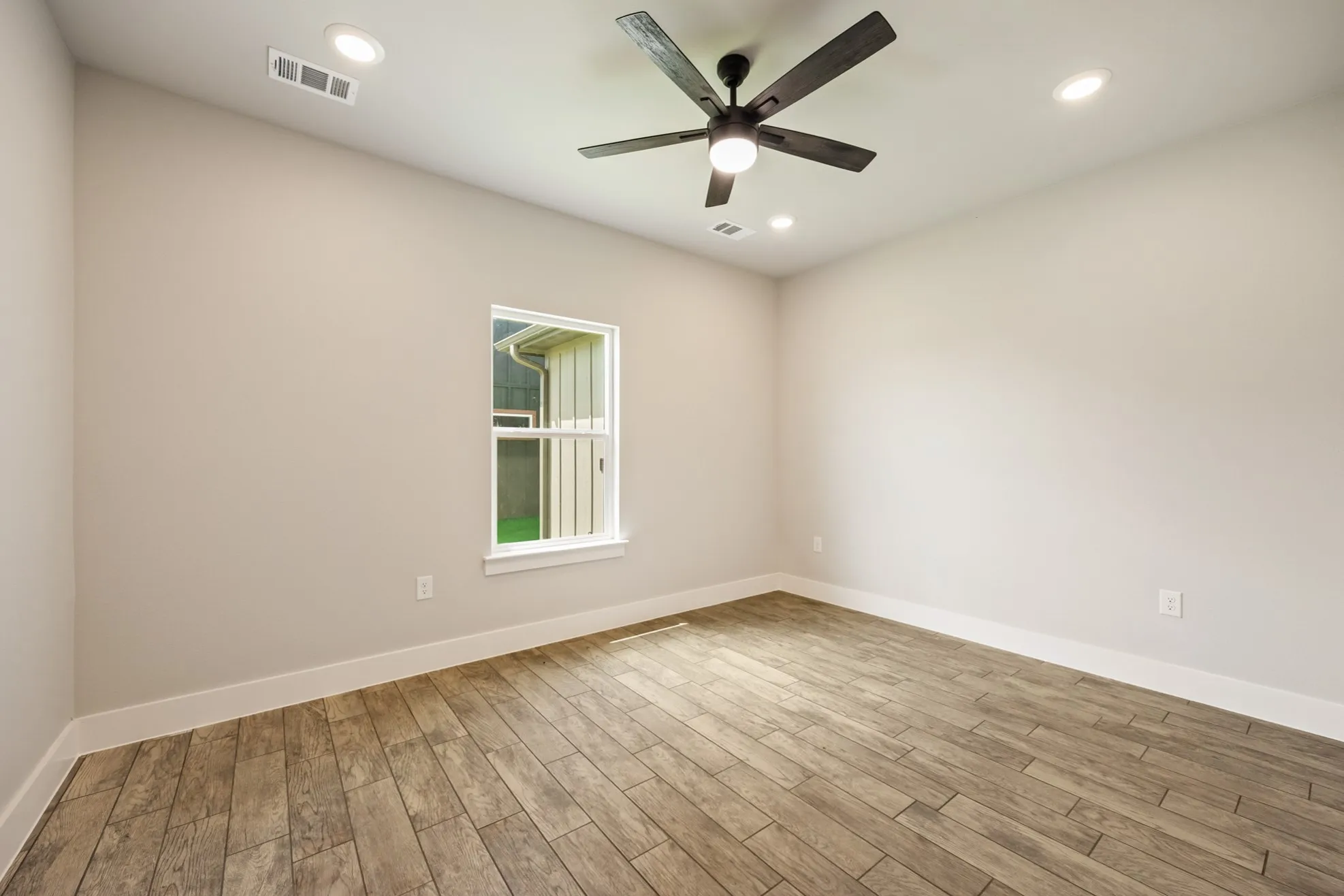 Single Family Residence For Sale in Hunt County , 249 Caro Drive, West Tawakoni, Texas 75474, 4 Bedroom, 3 Bathroom, 2 Garage spaces, 2,502 Sqft, built in 2026, mls#21330825, Real Estate Agent in West Tawakoni, Homes For Sale in Hunt county, Homes For Sale in West Tawakoni, Realtor in West Tawakoni Texas, Real Estate Brokerage Independent Realty Texas, Luminita Cordes Realtor
