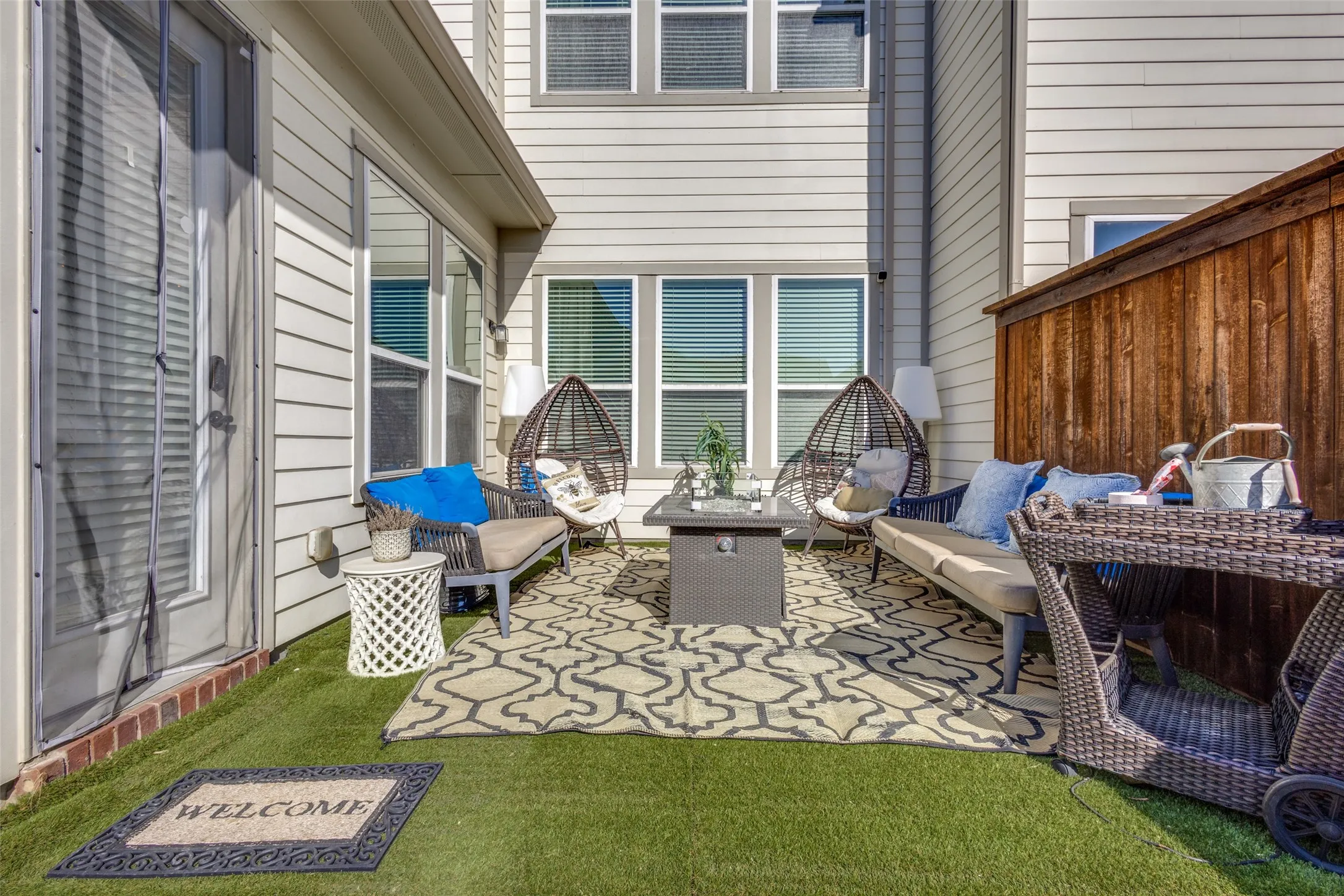Townhouse For Rent in Denton County , 1132 Moonstone Street, Carrollton, Texas 75007, 2 Bedroom, 3 Bathroom, 2 Garage spaces, 2,050 Sqft, built in 2016, mls#21330905, Real Estate Agent in Carrollton, Homes For Rent in Denton county, Homes For Rent in Carrollton, Realtor in Carrollton Texas, Real Estate Brokerage Independent Realty Texas, Luminita Cordes Realtor