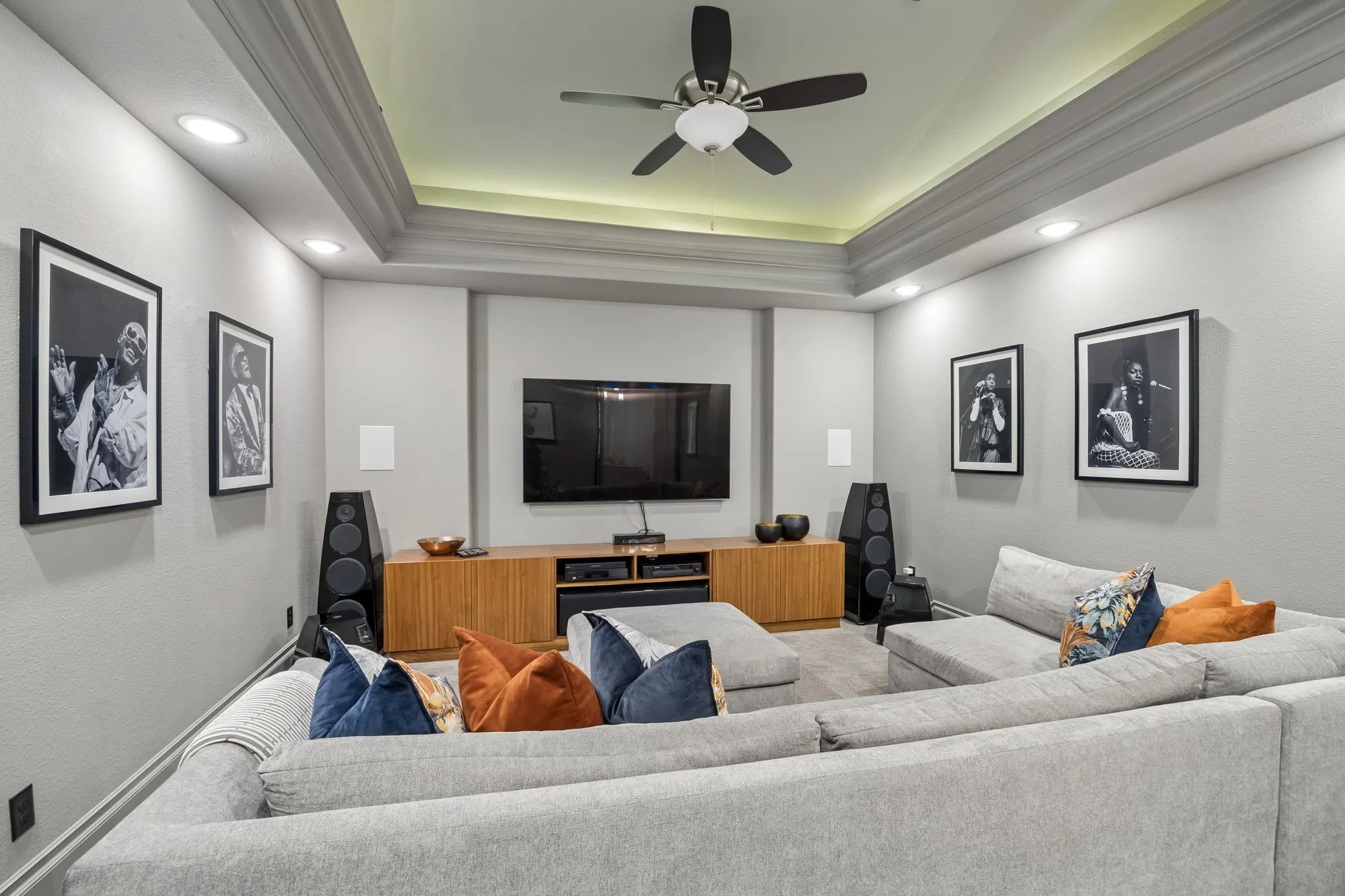 Single Family Residence For Sale in Collin County , 811 Shackleford Lane, Prosper, Texas 75078, 5 Bedroom, 8 Bathroom, 4 Garage spaces, 5,516 Sqft, built in 2018, mls#21329954, Real Estate Agent in Prosper, Homes For Sale in Collin county, Homes For Sale in Prosper, Realtor in Prosper Texas, Real Estate Brokerage Independent Realty Texas, Luminita Cordes Realtor
