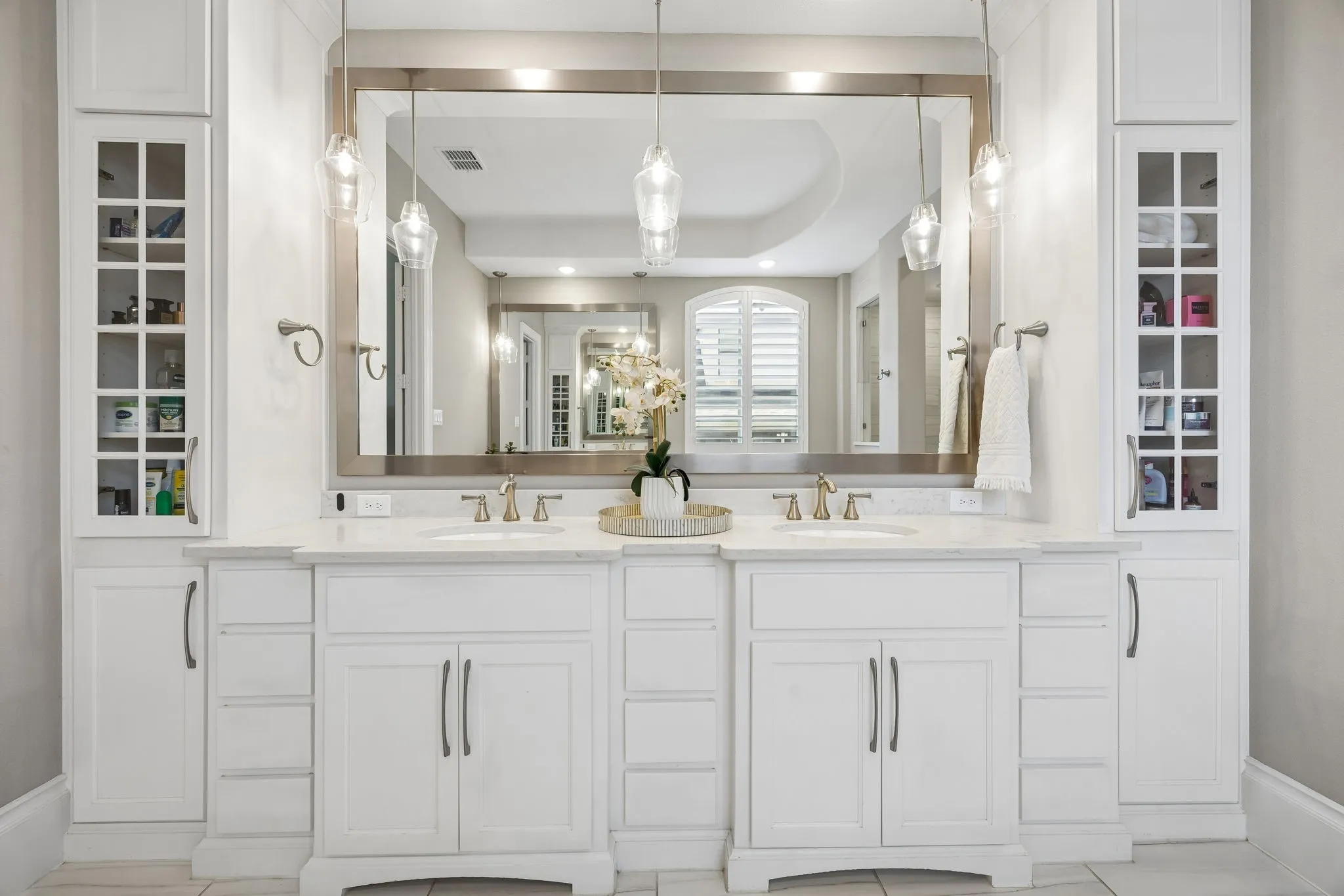 Single Family Residence For Sale in Collin County , 811 Shackleford Lane, Prosper, Texas 75078, 5 Bedroom, 8 Bathroom, 4 Garage spaces, 5,516 Sqft, built in 2018, mls#21329954, Real Estate Agent in Prosper, Homes For Sale in Collin county, Homes For Sale in Prosper, Realtor in Prosper Texas, Real Estate Brokerage Independent Realty Texas, Luminita Cordes Realtor