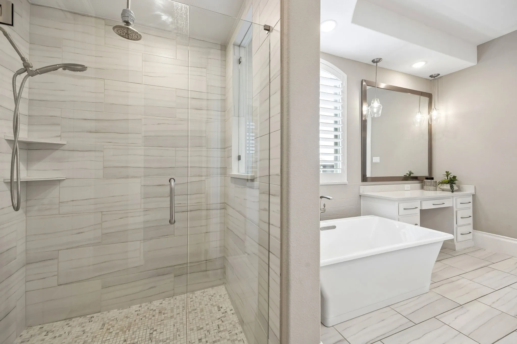 Single Family Residence For Sale in Collin County , 811 Shackleford Lane, Prosper, Texas 75078, 5 Bedroom, 8 Bathroom, 4 Garage spaces, 5,516 Sqft, built in 2018, mls#21329954, Real Estate Agent in Prosper, Homes For Sale in Collin county, Homes For Sale in Prosper, Realtor in Prosper Texas, Real Estate Brokerage Independent Realty Texas, Luminita Cordes Realtor