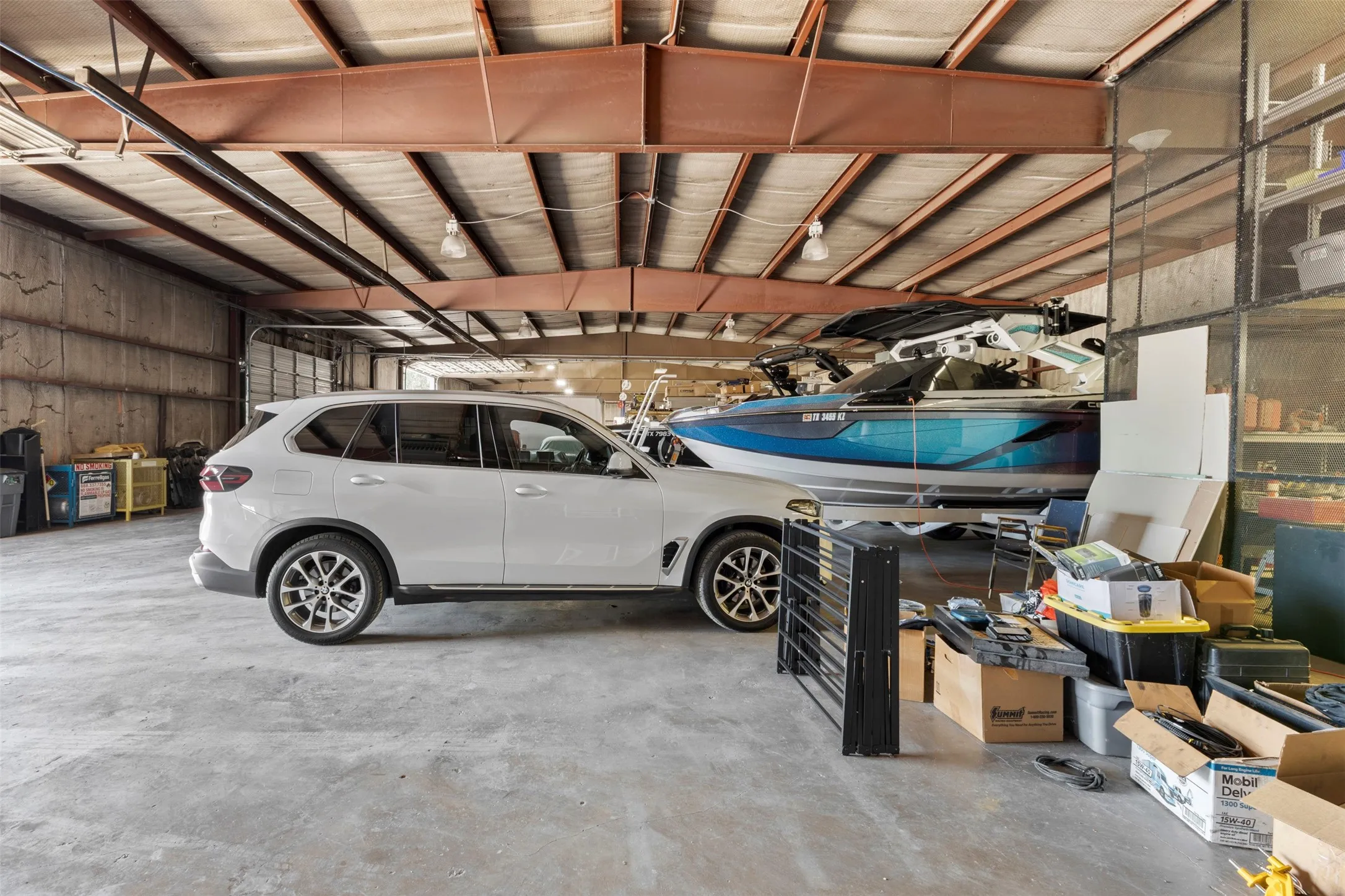 Industrial For Sale in Tarrant County , 6917 Russell Curry Road, Arlington, Texas 76001, 0, 0, Garage spaces, 0 Sqft, built in 1973, mls#21325981, Real Estate Agent in Arlington, Homes For Sale in Tarrant county, Homes For Sale in Arlington, Realtor in Arlington Texas, Real Estate Brokerage Independent Realty Texas, Luminita Cordes Realtor