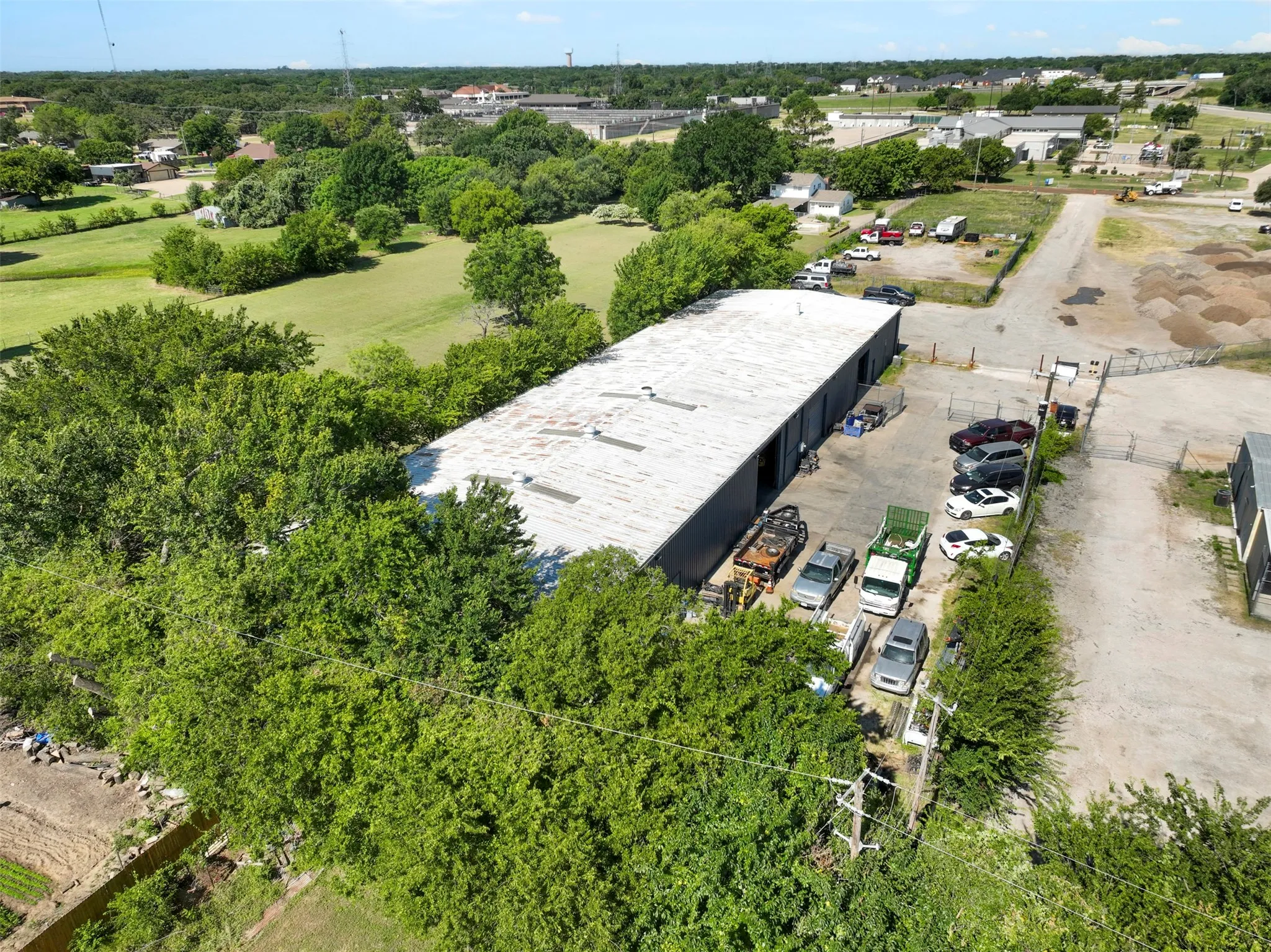 Industrial For Sale in Tarrant County , 6917 Russell Curry Road, Arlington, Texas 76001, 0, 0, Garage spaces, 0 Sqft, built in 1973, mls#21325981, Real Estate Agent in Arlington, Homes For Sale in Tarrant county, Homes For Sale in Arlington, Realtor in Arlington Texas, Real Estate Brokerage Independent Realty Texas, Luminita Cordes Realtor