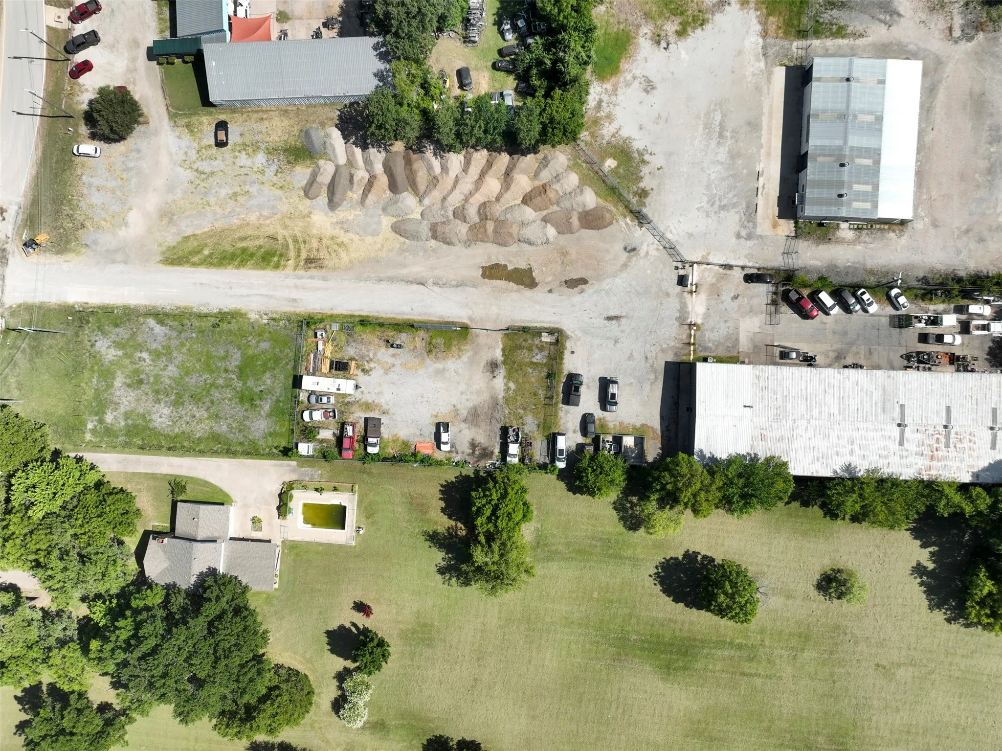 Industrial For Sale in Tarrant County , 6917 Russell Curry Road, Arlington, Texas 76001, 0, 0, Garage spaces, 0 Sqft, built in 1973, mls#21325981, Real Estate Agent in Arlington, Homes For Sale in Tarrant county, Homes For Sale in Arlington, Realtor in Arlington Texas, Real Estate Brokerage Independent Realty Texas, Luminita Cordes Realtor