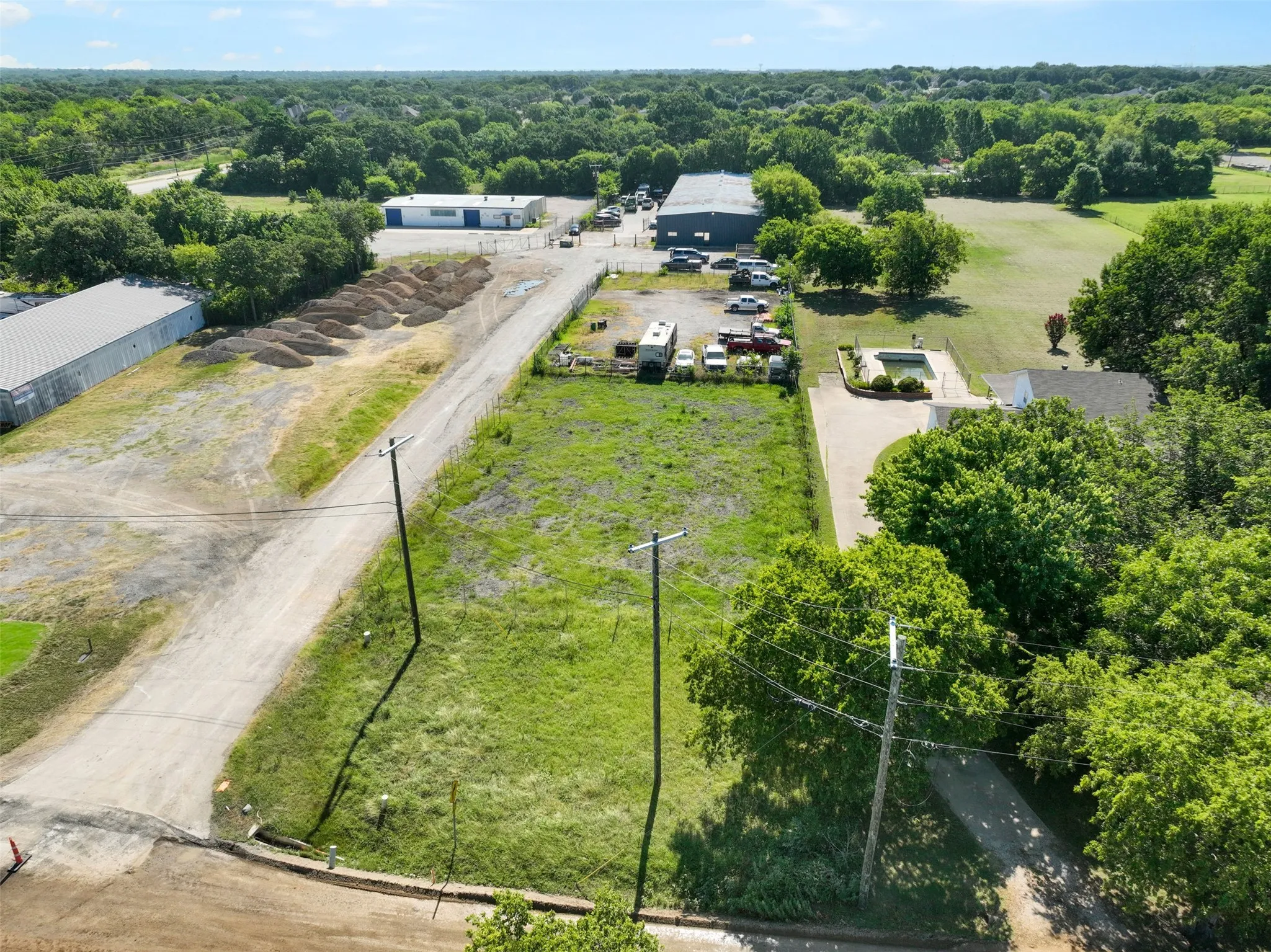 Industrial For Sale in Tarrant County , 6917 Russell Curry Road, Arlington, Texas 76001, 0, 0, Garage spaces, 0 Sqft, built in 1973, mls#21325981, Real Estate Agent in Arlington, Homes For Sale in Tarrant county, Homes For Sale in Arlington, Realtor in Arlington Texas, Real Estate Brokerage Independent Realty Texas, Luminita Cordes Realtor