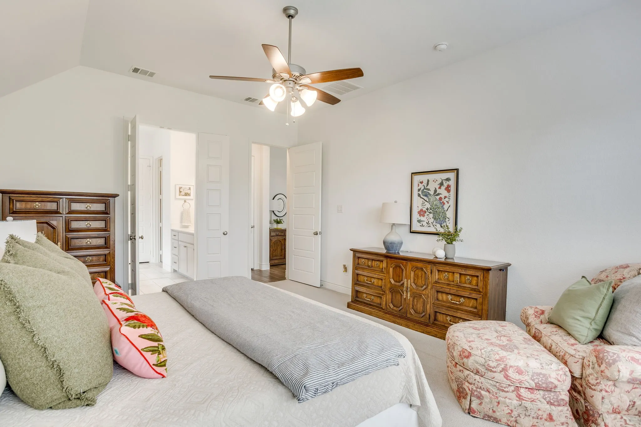 Single Family Residence For Sale in Tarrant County , 5705 Pope Creek Road, Fort Worth, Texas 76126, 4 Bedroom, 4 Bathroom, 2 Garage spaces, 2,806 Sqft, built in 2019, mls#21324310, Real Estate Agent in Fort Worth, Homes For Sale in Tarrant county, Homes For Sale in Fort Worth, Realtor in Fort Worth Texas, Real Estate Brokerage Independent Realty Texas, Luminita Cordes Realtor