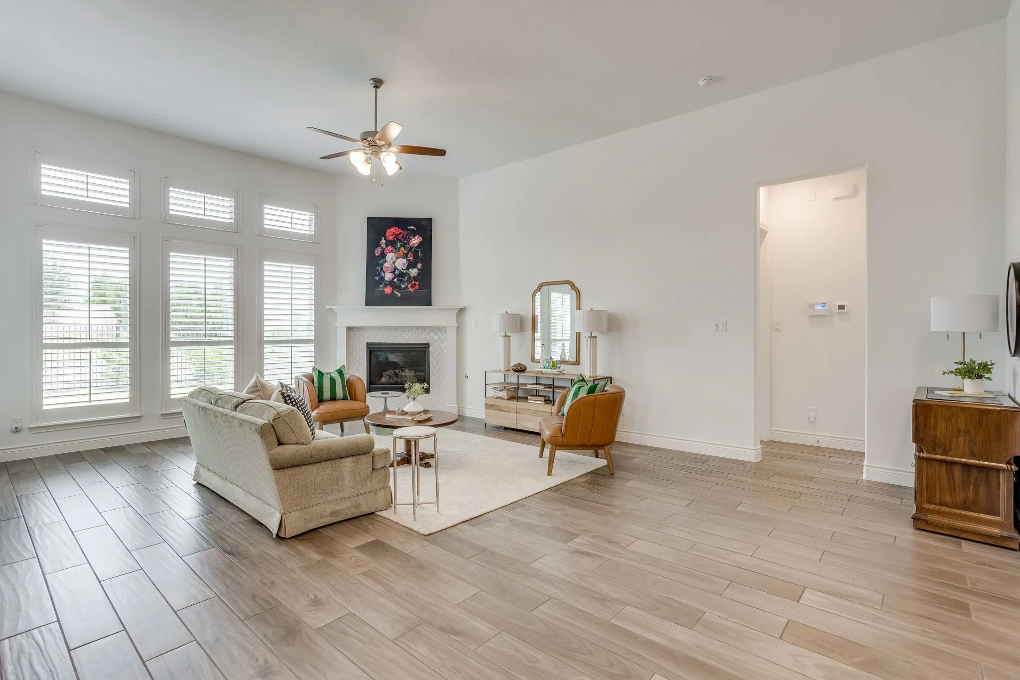Single Family Residence For Sale in Tarrant County , 5705 Pope Creek Road, Fort Worth, Texas 76126, 4 Bedroom, 4 Bathroom, 2 Garage spaces, 2,806 Sqft, built in 2019, mls#21324310, Real Estate Agent in Fort Worth, Homes For Sale in Tarrant county, Homes For Sale in Fort Worth, Realtor in Fort Worth Texas, Real Estate Brokerage Independent Realty Texas, Luminita Cordes Realtor