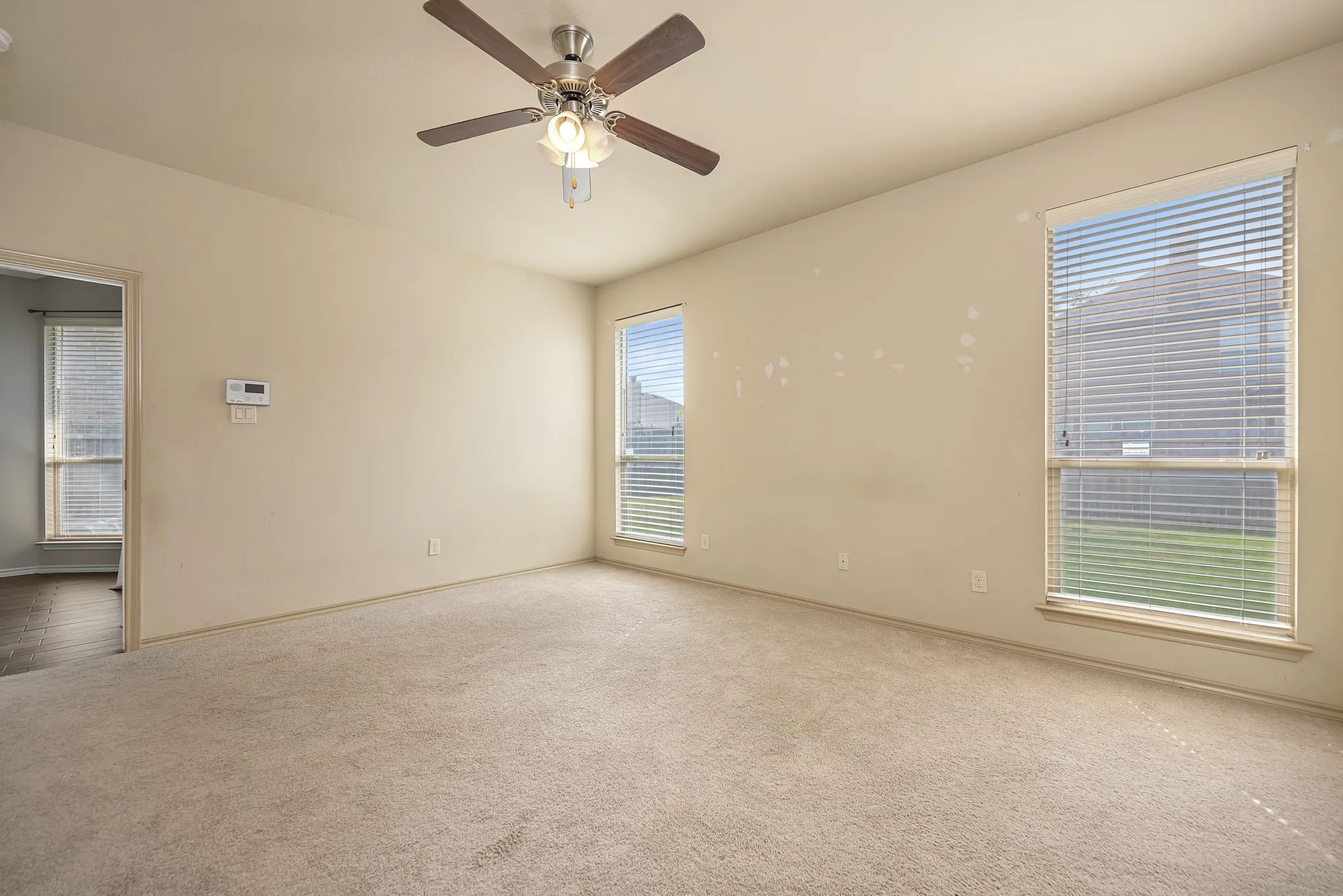 Single Family Residence For Sale in Tarrant County , 545 Wild Ivy Trail, Fort Worth, Texas 76052, 3 Bedroom, 2 Bathroom, 2 Garage spaces, 1,609 Sqft, built in 2012, mls#21329358, Real Estate Agent in Fort Worth, Homes For Sale in Tarrant county, Homes For Sale in Fort Worth, Realtor in Fort Worth Texas, Real Estate Brokerage Independent Realty Texas, Luminita Cordes Realtor