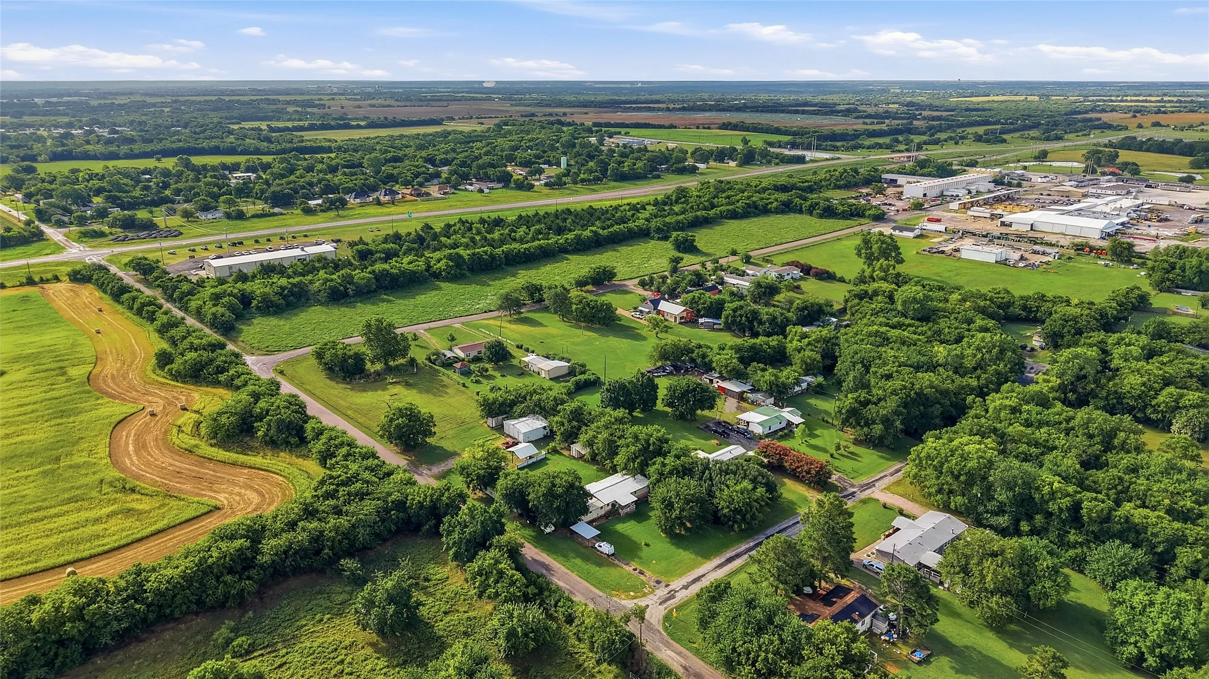 Improved Land For Sale in Grayson County , 505 Aaron Lane, Southmayd, Texas 75092, 0, 0, Garage spaces, 0 Sqft, built in 1980, mls#21330744, Real Estate Agent in Southmayd, Homes For Sale in Grayson county, Homes For Sale in Southmayd, Realtor in Southmayd Texas, Real Estate Brokerage Independent Realty Texas, Luminita Cordes Realtor