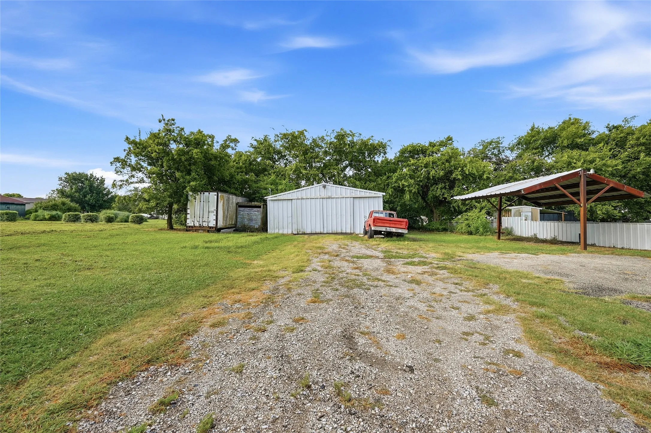 Improved Land For Sale in Grayson County , 505 Aaron Lane, Southmayd, Texas 75092, 0, 0, Garage spaces, 0 Sqft, built in 1980, mls#21330744, Real Estate Agent in Southmayd, Homes For Sale in Grayson county, Homes For Sale in Southmayd, Realtor in Southmayd Texas, Real Estate Brokerage Independent Realty Texas, Luminita Cordes Realtor