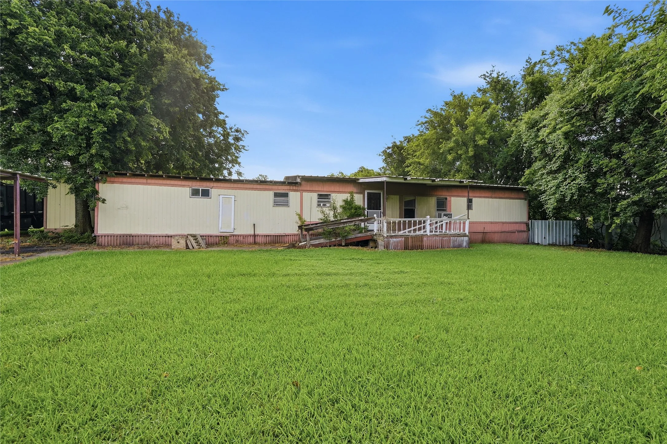 Improved Land For Sale in Grayson County , 505 Aaron Lane, Southmayd, Texas 75092, 0, 0, Garage spaces, 0 Sqft, built in 1980, mls#21330744, Real Estate Agent in Southmayd, Homes For Sale in Grayson county, Homes For Sale in Southmayd, Realtor in Southmayd Texas, Real Estate Brokerage Independent Realty Texas, Luminita Cordes Realtor