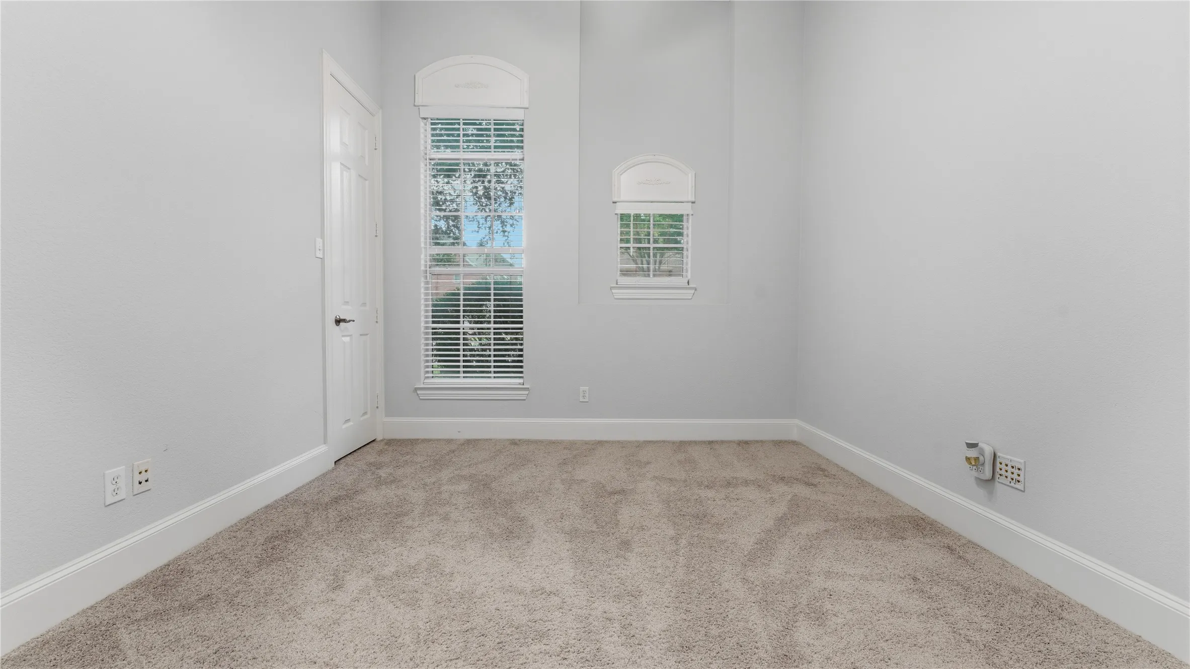 Single Family Residence For Sale in Denton County , 4671 Childress Trail, Frisco, Texas 75034, 3 Bedrooms, 3 Bathrooms, 2 Garage spaces, 2,100 Sqft, built in 2002, Price $525,000, mls#21330947, Real Estate Agent in Frisco, Homes For Sale in Denton county, Homes For Sale in Frisco, Realtor in Frisco Texas, Real Estate Brokerage Independent Realty Texas, Luminita Cordes Realtor