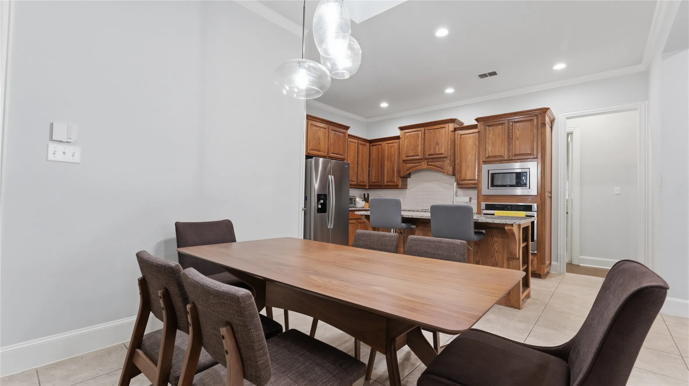 Single Family Residence For Sale in Denton County , 4671 Childress Trail, Frisco, Texas 75034, 3 Bedrooms, 3 Bathrooms, 2 Garage spaces, 2,100 Sqft, built in 2002, Price $525,000, mls#21330947, Real Estate Agent in Frisco, Homes For Sale in Denton county, Homes For Sale in Frisco, Realtor in Frisco Texas, Real Estate Brokerage Independent Realty Texas, Luminita Cordes Realtor