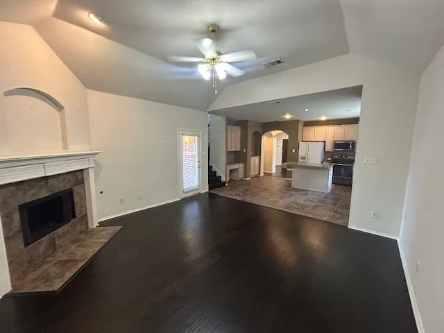 Single Family Residence For Rent in Collin County , 7215 Park Hill Trail, Sachse, Texas 75048, 5 Bedroom, 3 Bathroom, 2 Garage spaces, 2,522 Sqft, built in 2001, mls#21326516, Real Estate Agent in Sachse, Homes For Rent in Collin county, Homes For Rent in Sachse, Realtor in Sachse Texas, Real Estate Brokerage Independent Realty Texas, Luminita Cordes Realtor
