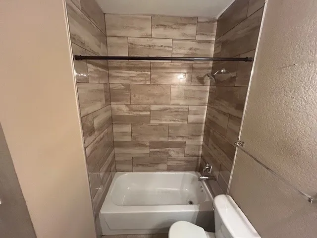 Single Family Residence For Rent in Collin County , 7215 Park Hill Trail, Sachse, Texas 75048, 5 Bedroom, 3 Bathroom, 2 Garage spaces, 2,522 Sqft, built in 2001, mls#21326516, Real Estate Agent in Sachse, Homes For Rent in Collin county, Homes For Rent in Sachse, Realtor in Sachse Texas, Real Estate Brokerage Independent Realty Texas, Luminita Cordes Realtor