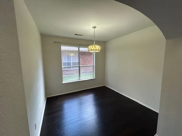 Single Family Residence For Rent in Collin County , 7215 Park Hill Trail, Sachse, Texas 75048, 5 Bedroom, 3 Bathroom, 2 Garage spaces, 2,522 Sqft, built in 2001, mls#21326516, Real Estate Agent in Sachse, Homes For Rent in Collin county, Homes For Rent in Sachse, Realtor in Sachse Texas, Real Estate Brokerage Independent Realty Texas, Luminita Cordes Realtor