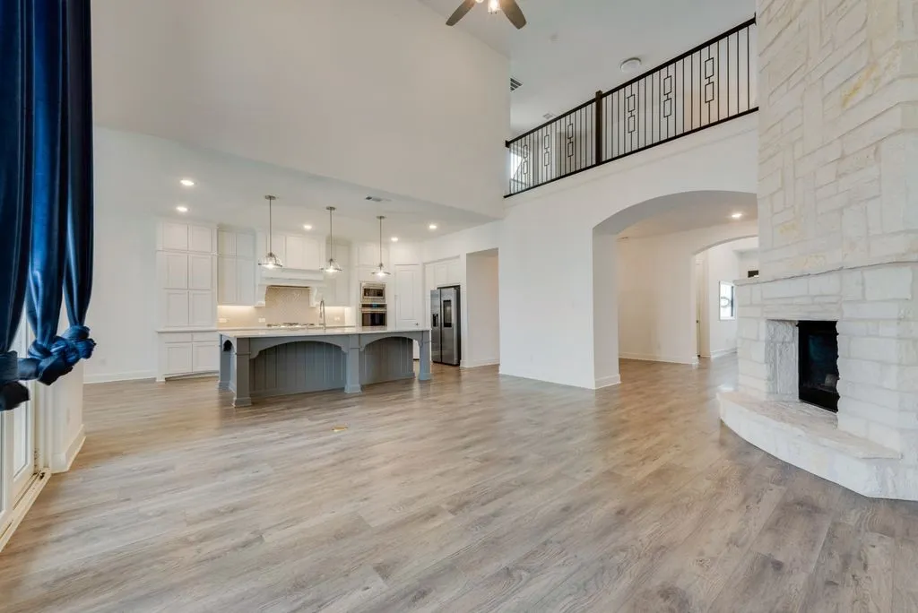 Single Family Residence For Sale in Denton County , 4600 Paintbrush Way, Aubrey, Texas 76227, 5 Bedroom, 5 Bathroom, 3 Garage spaces, 3,926 Sqft, built in 2021, mls#21330411, Real Estate Agent in Aubrey, Homes For Sale in Denton county, Homes For Sale in Aubrey, Realtor in Aubrey Texas, Real Estate Brokerage Independent Realty Texas, Luminita Cordes Realtor
