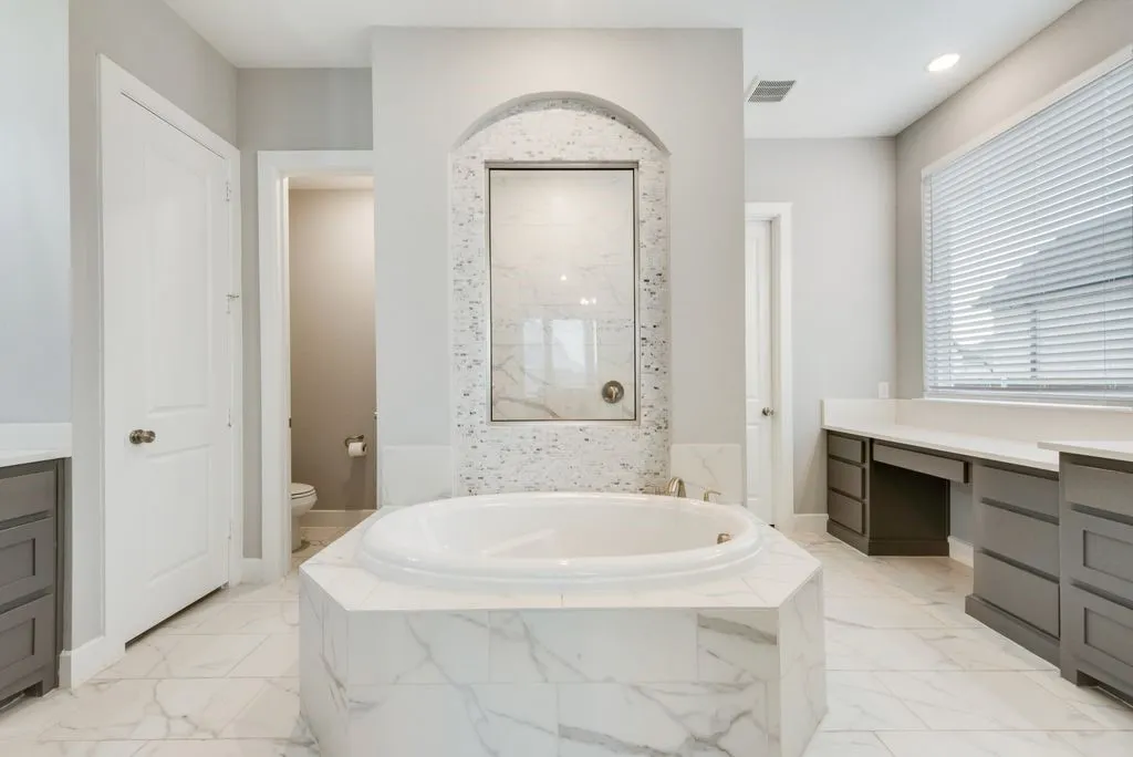 Single Family Residence For Sale in Denton County , 4600 Paintbrush Way, Aubrey, Texas 76227, 5 Bedroom, 5 Bathroom, 3 Garage spaces, 3,926 Sqft, built in 2021, mls#21330411, Real Estate Agent in Aubrey, Homes For Sale in Denton county, Homes For Sale in Aubrey, Realtor in Aubrey Texas, Real Estate Brokerage Independent Realty Texas, Luminita Cordes Realtor
