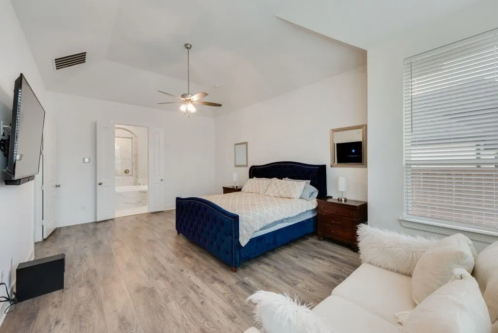 Single Family Residence For Sale in Denton County , 4600 Paintbrush Way, Aubrey, Texas 76227, 5 Bedroom, 5 Bathroom, 3 Garage spaces, 3,926 Sqft, built in 2021, mls#21330411, Real Estate Agent in Aubrey, Homes For Sale in Denton county, Homes For Sale in Aubrey, Realtor in Aubrey Texas, Real Estate Brokerage Independent Realty Texas, Luminita Cordes Realtor