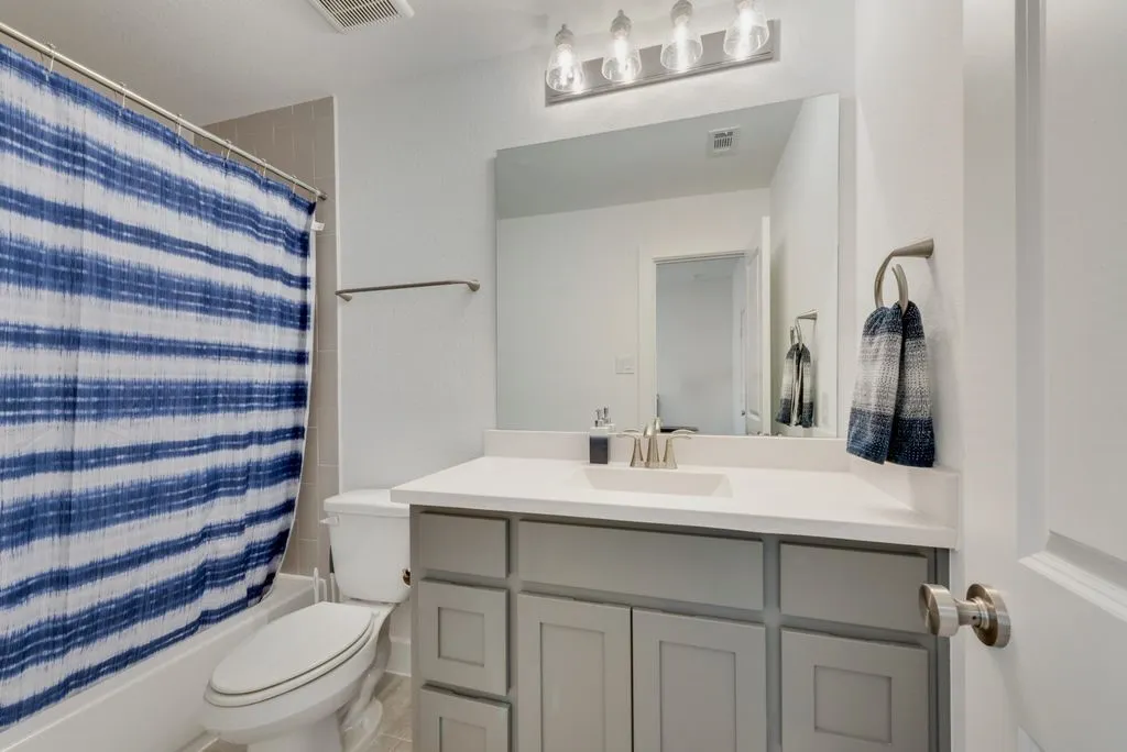Single Family Residence For Sale in Denton County , 4600 Paintbrush Way, Aubrey, Texas 76227, 5 Bedroom, 5 Bathroom, 3 Garage spaces, 3,926 Sqft, built in 2021, mls#21330411, Real Estate Agent in Aubrey, Homes For Sale in Denton county, Homes For Sale in Aubrey, Realtor in Aubrey Texas, Real Estate Brokerage Independent Realty Texas, Luminita Cordes Realtor