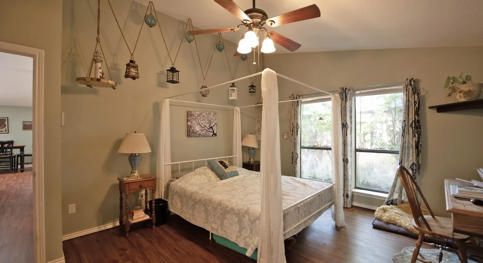 Single Family Residence For Sale in Collin County , 1214 Clearview Drive, Allen, Texas 75002, 3 Bedroom, 3 Bathroom, 2 Garage spaces, 1,836 Sqft, built in 1983, mls#21330978, Real Estate Agent in Allen, Homes For Sale in Collin county, Homes For Sale in Allen, Realtor in Allen Texas, Real Estate Brokerage Independent Realty Texas, Luminita Cordes Realtor
