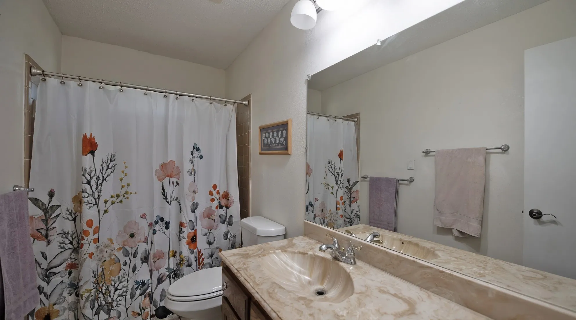 Single Family Residence For Sale in Collin County , 1214 Clearview Drive, Allen, Texas 75002, 3 Bedroom, 3 Bathroom, 2 Garage spaces, 1,836 Sqft, built in 1983, mls#21330978, Real Estate Agent in Allen, Homes For Sale in Collin county, Homes For Sale in Allen, Realtor in Allen Texas, Real Estate Brokerage Independent Realty Texas, Luminita Cordes Realtor