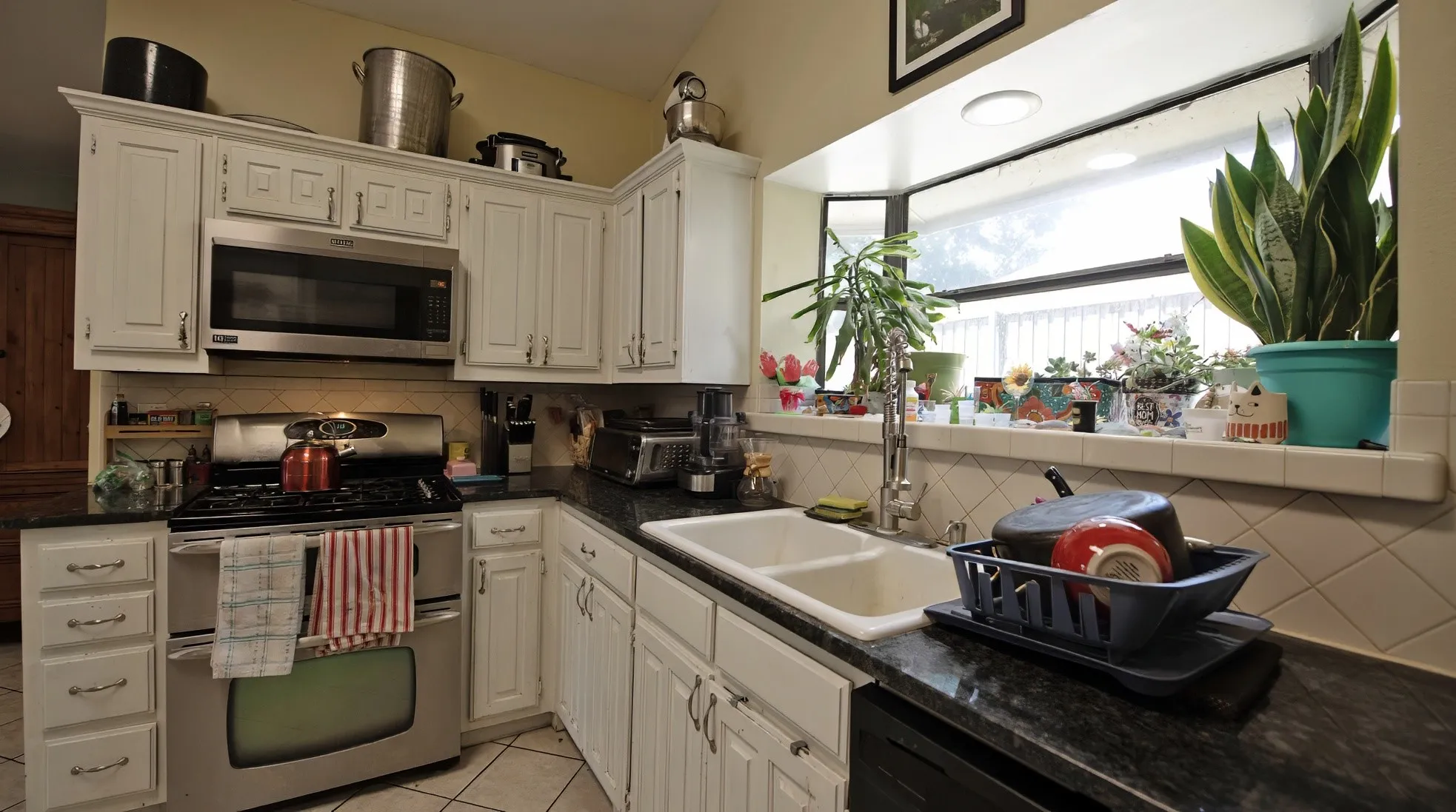 Single Family Residence For Sale in Collin County , 1214 Clearview Drive, Allen, Texas 75002, 3 Bedroom, 3 Bathroom, 2 Garage spaces, 1,836 Sqft, built in 1983, mls#21330978, Real Estate Agent in Allen, Homes For Sale in Collin county, Homes For Sale in Allen, Realtor in Allen Texas, Real Estate Brokerage Independent Realty Texas, Luminita Cordes Realtor