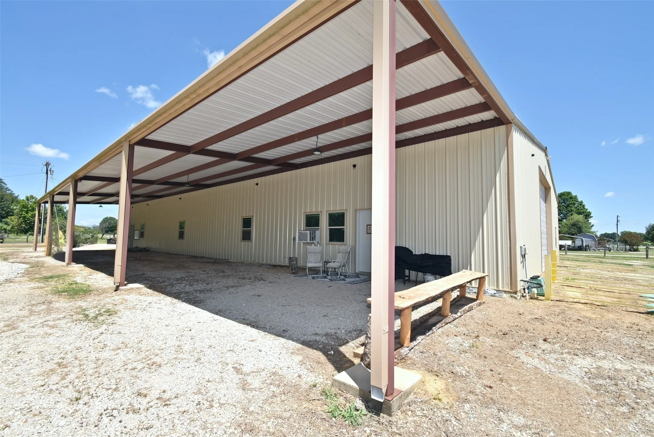 Industrial For Sale in Wood County , 187 County Road 3230, Quitman, Texas 75783, 0, 0, Garage spaces, 6,000 Sqft, built in 2022, Price $425,000, mls#21328646, Real Estate Agent in Quitman, Homes For Sale in Wood county, Homes For Sale in Quitman, Realtor in Quitman Texas, Real Estate Brokerage Independent Realty Texas, Luminita Cordes Realtor