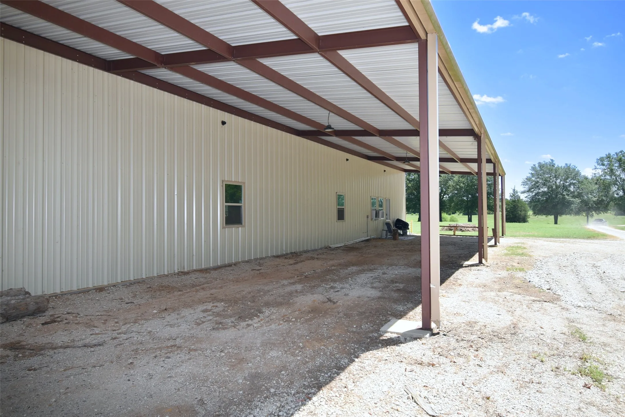 Industrial For Sale in Wood County , 187 County Road 3230, Quitman, Texas 75783, 0, 0, Garage spaces, 6,000 Sqft, built in 2022, Price $425,000, mls#21328646, Real Estate Agent in Quitman, Homes For Sale in Wood county, Homes For Sale in Quitman, Realtor in Quitman Texas, Real Estate Brokerage Independent Realty Texas, Luminita Cordes Realtor