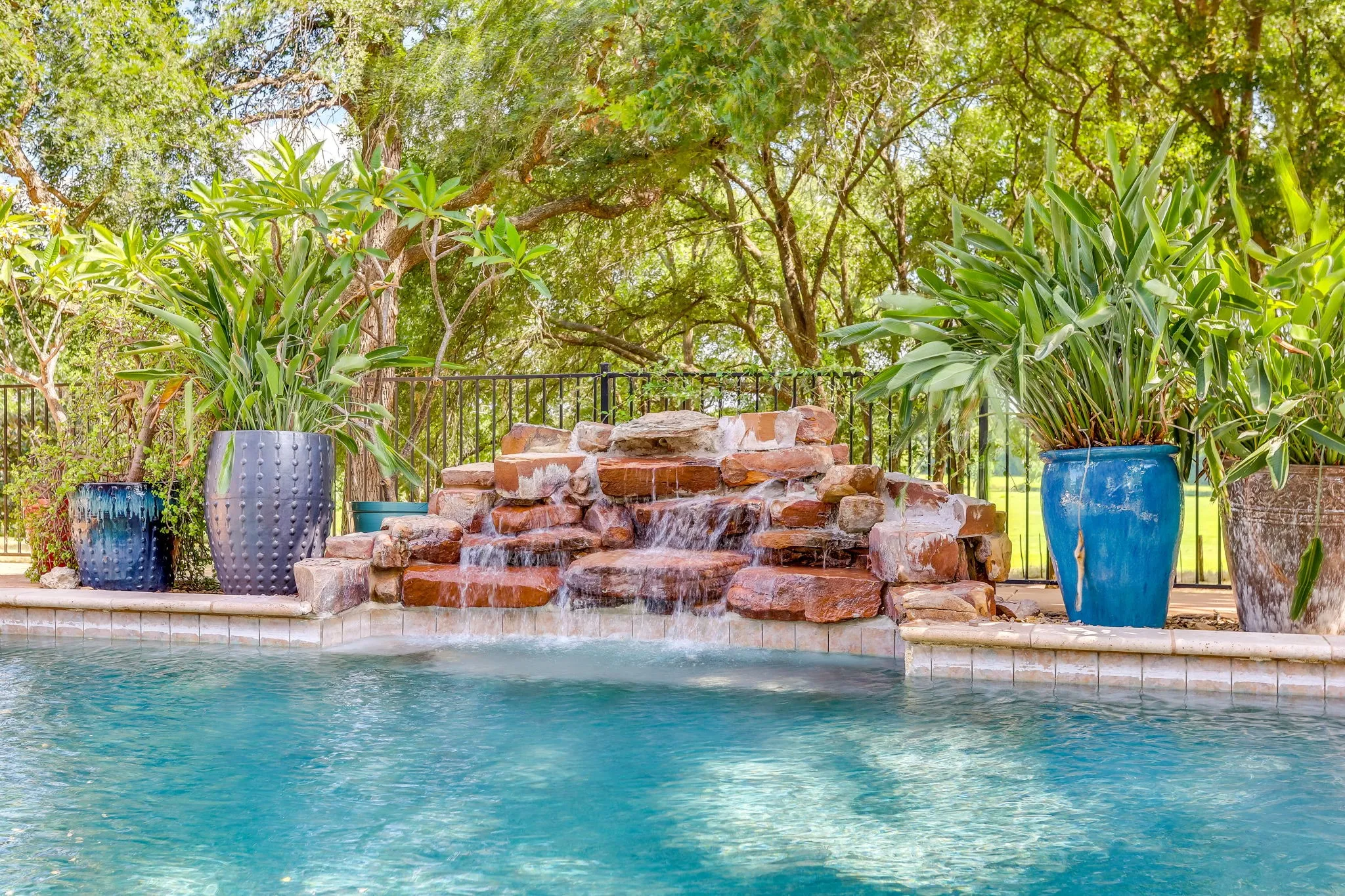Single Family Residence For Sale in Parker County , 4600 E Bankhead Highway, Hudson Oaks, Texas 76087, 5 Bedroom, 6 Bathroom, 5 Garage spaces, 4,003 Sqft, built in 1986, mls#21330702, Real Estate Agent in Hudson Oaks, Homes For Sale in Parker county, Homes For Sale in Hudson Oaks, Realtor in Hudson Oaks Texas, Real Estate Brokerage Independent Realty Texas, Luminita Cordes Realtor