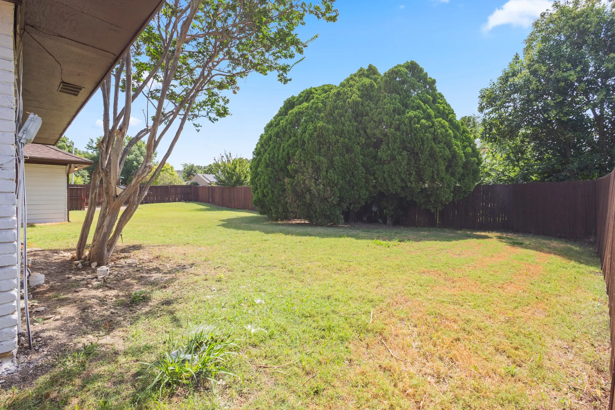 Single Family Residence For Sale in Collin County , 1724 Cordoba Court, Plano, Texas 75074, 4 Bedroom, 3 Bathroom, 2 Garage spaces, 2,512 Sqft, built in 1978, mls#21330955, Real Estate Agent in Plano, Homes For Sale in Collin county, Homes For Sale in Plano, Realtor in Plano Texas, Real Estate Brokerage Independent Realty Texas, Luminita Cordes Realtor