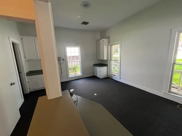 Office For Sale in Grayson County , 300 N Bryant Avenue, Sherman, Texas 75090, 0, 0, Garage spaces, 0 Sqft, built in 1985, Price $675,000, mls#21330999, Real Estate Agent in Sherman, Homes For Sale in Grayson county, Homes For Sale in Sherman, Realtor in Sherman Texas, Real Estate Brokerage Independent Realty Texas, Luminita Cordes Realtor