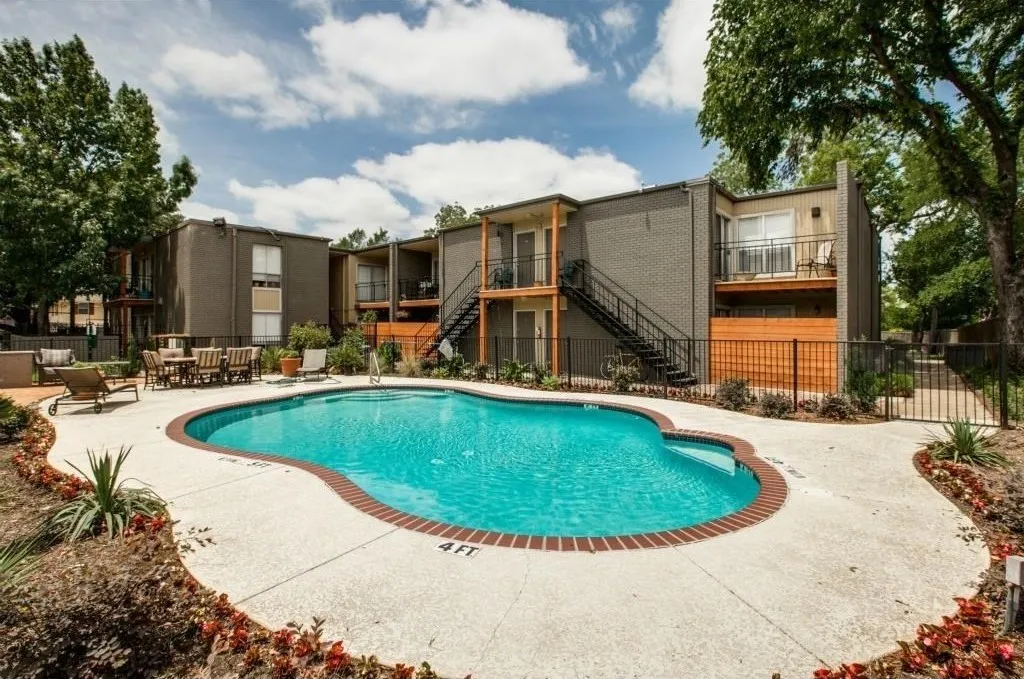 Apartment For Rent in Dallas County , 2833 Kings Road 210, Dallas, Texas 75219, 1 Bedroom, 1 Bathroom, Garage spaces, 630 Sqft, built in 1964, mls#21331002, Real Estate Agent in Dallas, Homes For Rent in Dallas county, Homes For Rent in Dallas, Realtor in Dallas Texas, Real Estate Brokerage Independent Realty Texas, Luminita Cordes Realtor