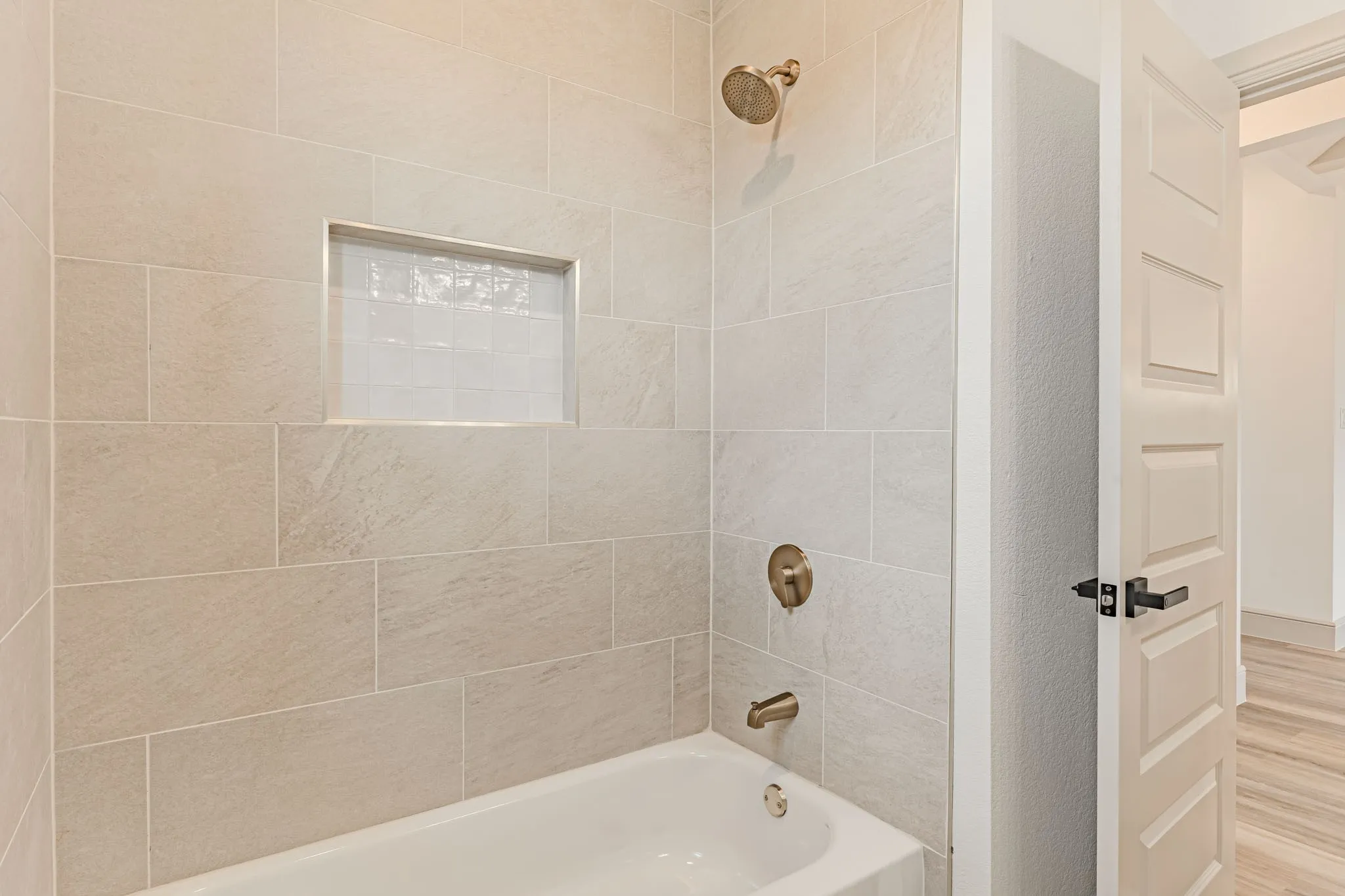 Single Family Residence For Sale in Hood County , 5712 Stonegate Circle, Granbury, Texas 76048, 4 Bedroom, 2 Bathroom, 3 Garage spaces, 1,871 Sqft, built in 2026, mls#21331018, Real Estate Agent in Granbury, Homes For Sale in Hood county, Homes For Sale in Granbury, Realtor in Granbury Texas, Real Estate Brokerage Independent Realty Texas, Luminita Cordes Realtor