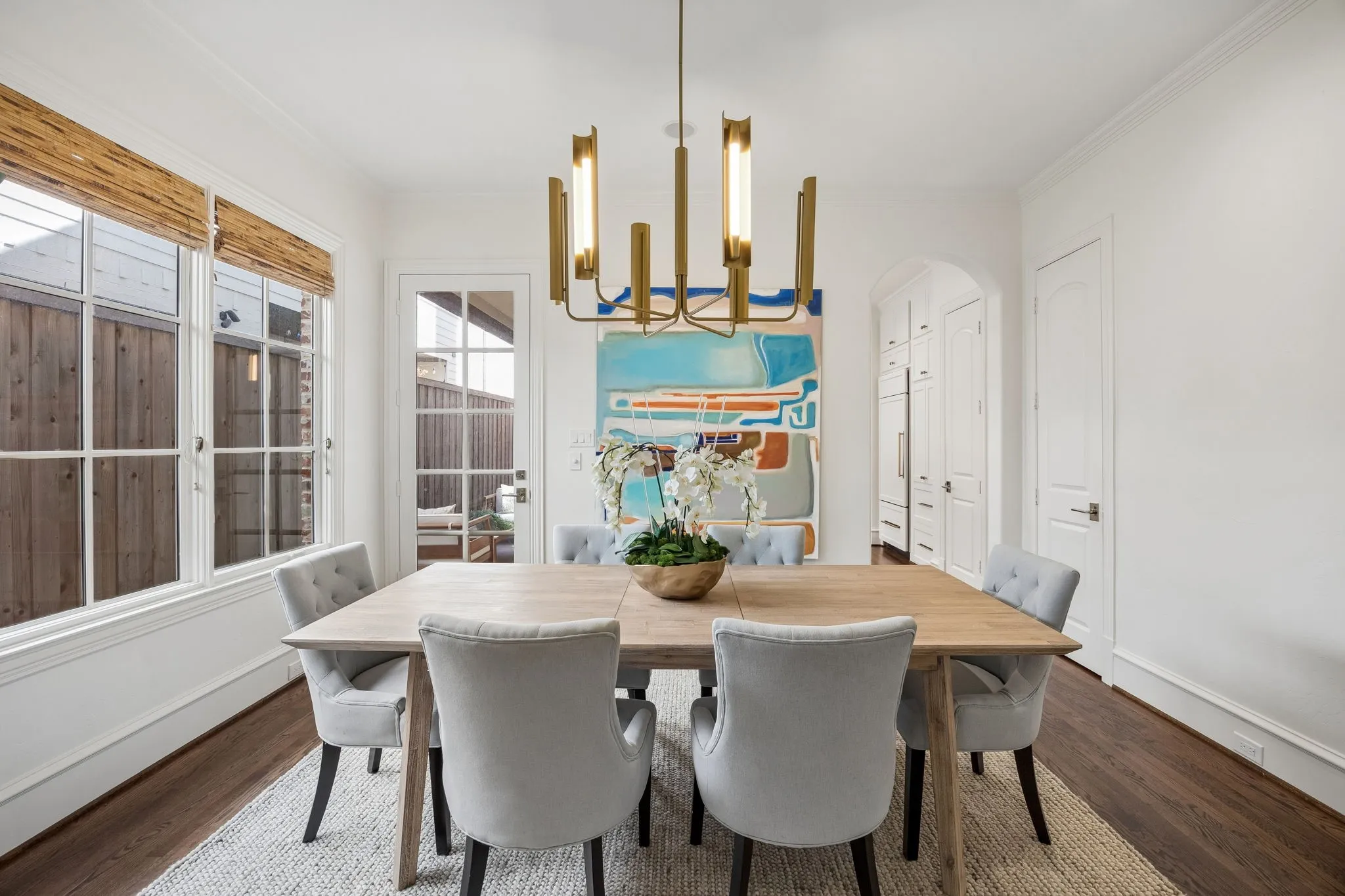 Single Family Residence For Sale in Dallas County , 4318 Emerson Avenue, University Park, Texas 75205, 4 Bedrooms, 5 Bathrooms, 2 Garage spaces, 3,430 Sqft, built in 2007, Price $1,886,000, mls#21330076, Real Estate Agent in University Park, Homes For Sale in Dallas county, Homes For Sale in University Park, Realtor in University Park Texas, Real Estate Brokerage Independent Realty Texas, Luminita Cordes Realtor