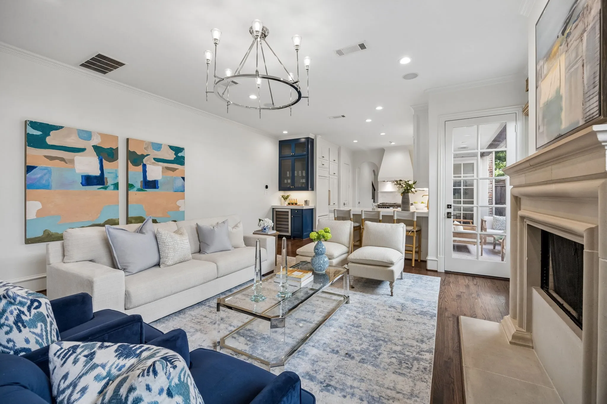 Single Family Residence For Sale in Dallas County , 4318 Emerson Avenue, University Park, Texas 75205, 4 Bedrooms, 5 Bathrooms, 2 Garage spaces, 3,430 Sqft, built in 2007, Price $1,886,000, mls#21330076, Real Estate Agent in University Park, Homes For Sale in Dallas county, Homes For Sale in University Park, Realtor in University Park Texas, Real Estate Brokerage Independent Realty Texas, Luminita Cordes Realtor