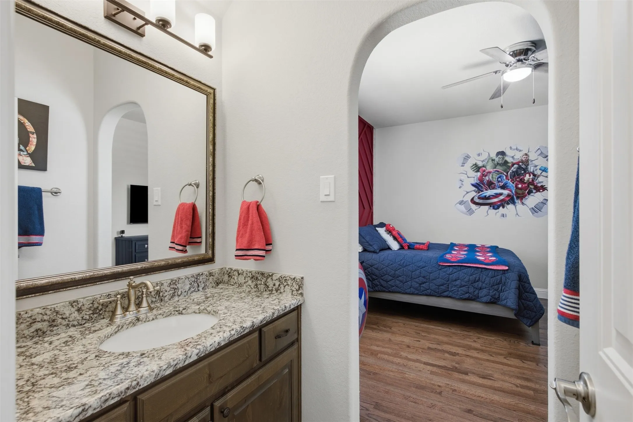 Single Family Residence For Sale in Collin County , 13830 Vera Cruz Road, Frisco, Texas 75034, 5 Bedroom, 4 Bathroom, 2 Garage spaces, 3,934 Sqft, built in 2016, mls#21329087, Real Estate Agent in Frisco, Homes For Sale in Collin county, Homes For Sale in Frisco, Realtor in Frisco Texas, Real Estate Brokerage Independent Realty Texas, Luminita Cordes Realtor