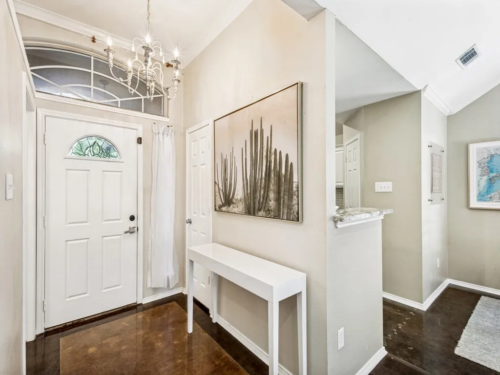 Single Family Residence For Sale in Collin County , 808 Canyon Valley Drive, Mc Kinney, Texas 75071, 3 Bedroom, 2 Bathroom, 2 Garage spaces, 1,601 Sqft, built in 1993, mls#21329489, Real Estate Agent in Mc Kinney, Homes For Sale in Collin county, Homes For Sale in Mc Kinney, Realtor in Mc Kinney Texas, Real Estate Brokerage Independent Realty Texas, Luminita Cordes Realtor